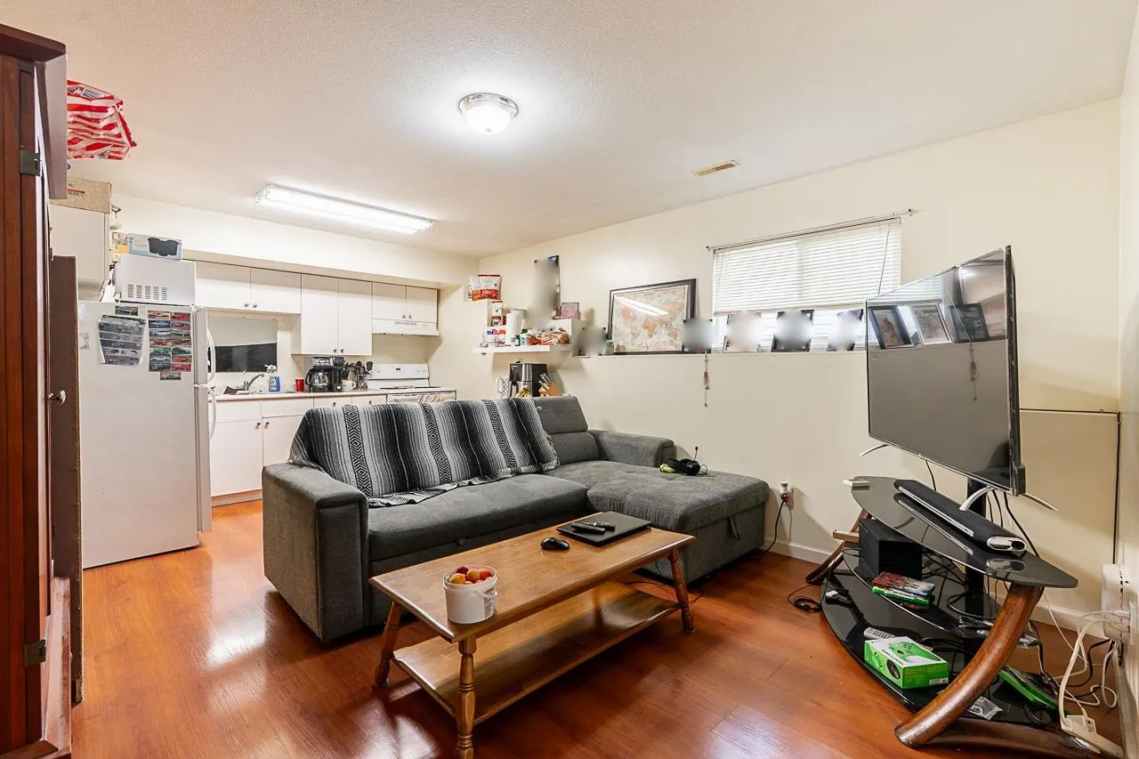 22081 124 Avenue