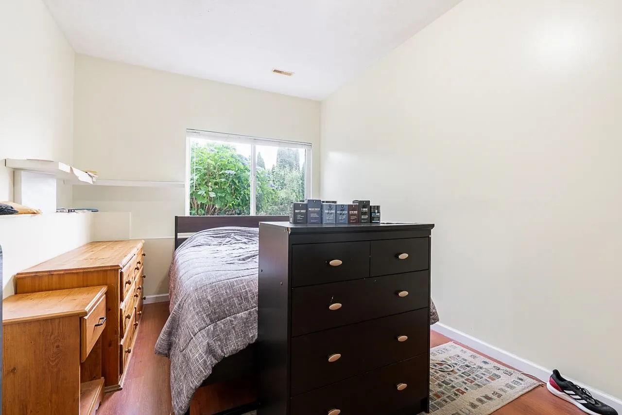22081 124 Avenue