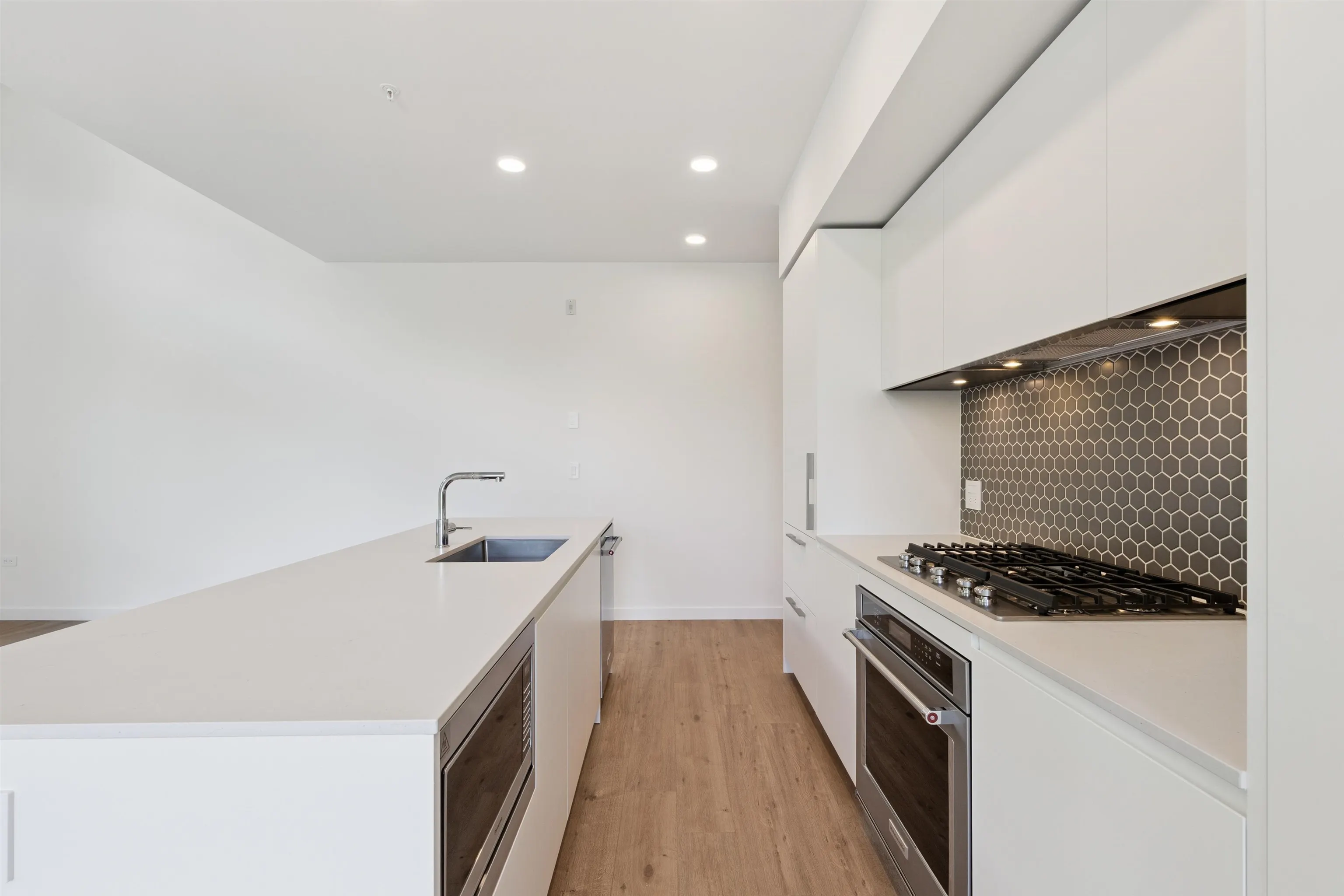 520 1506 Scott Crescent