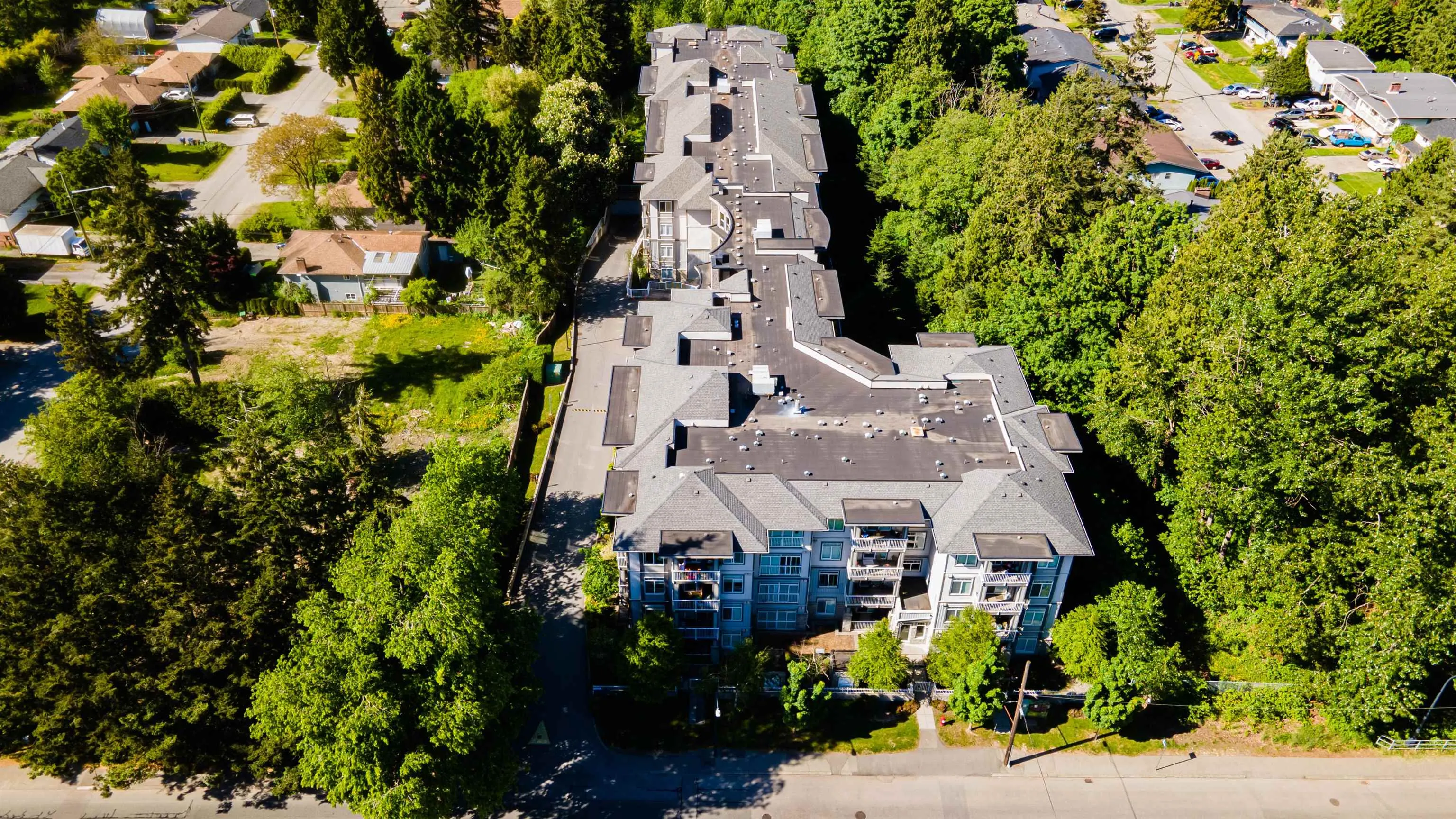 321 13277 108 Avenue