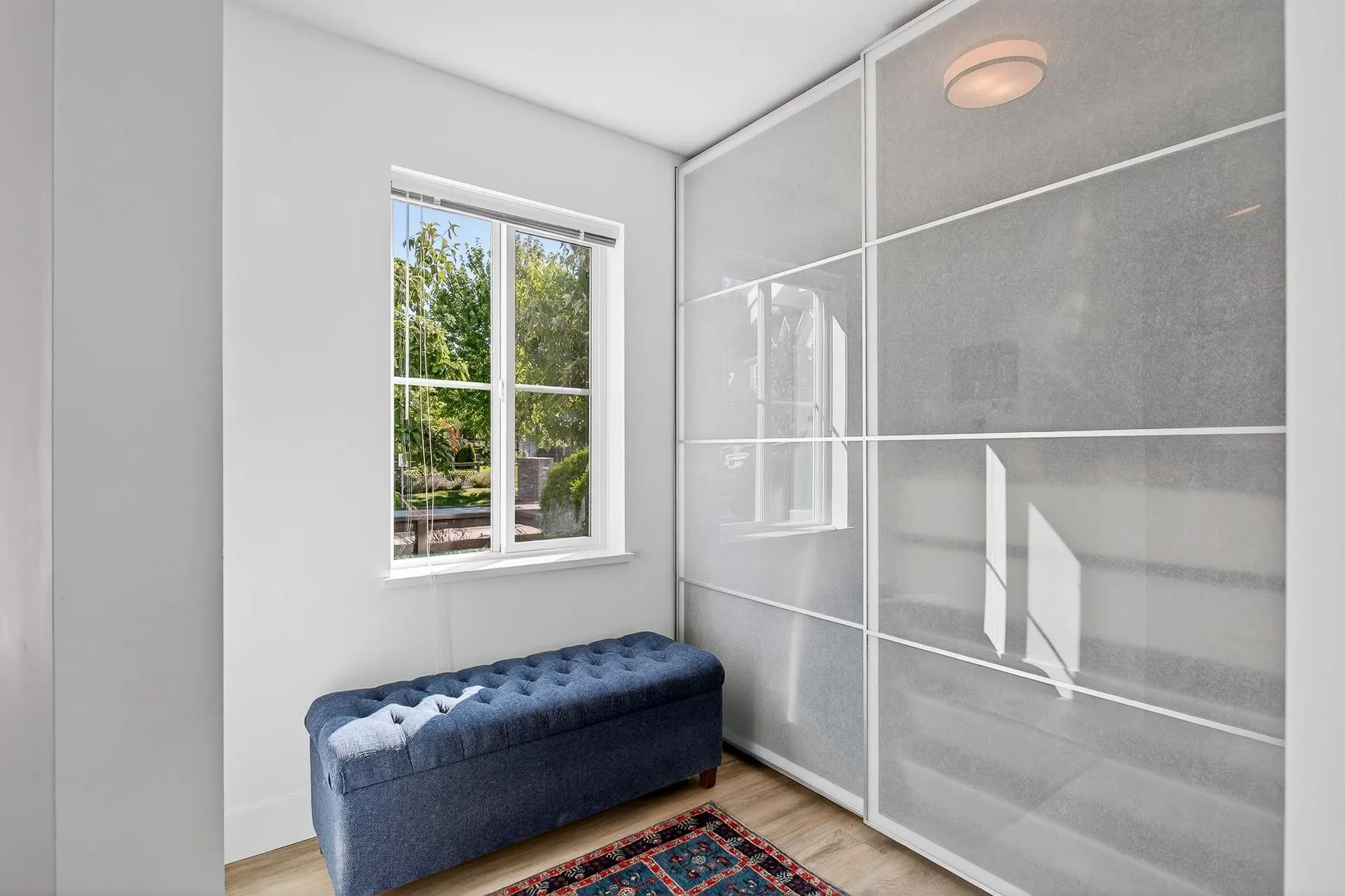 7 4656 Orca Way