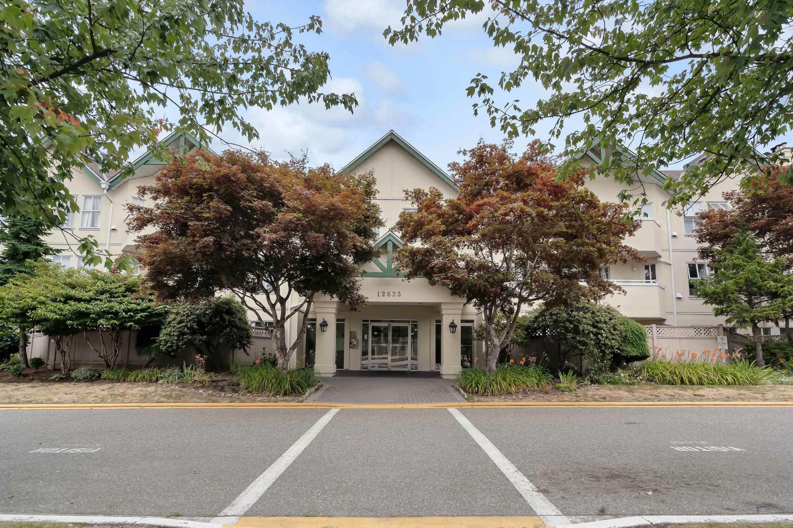211 12633 72 Avenue