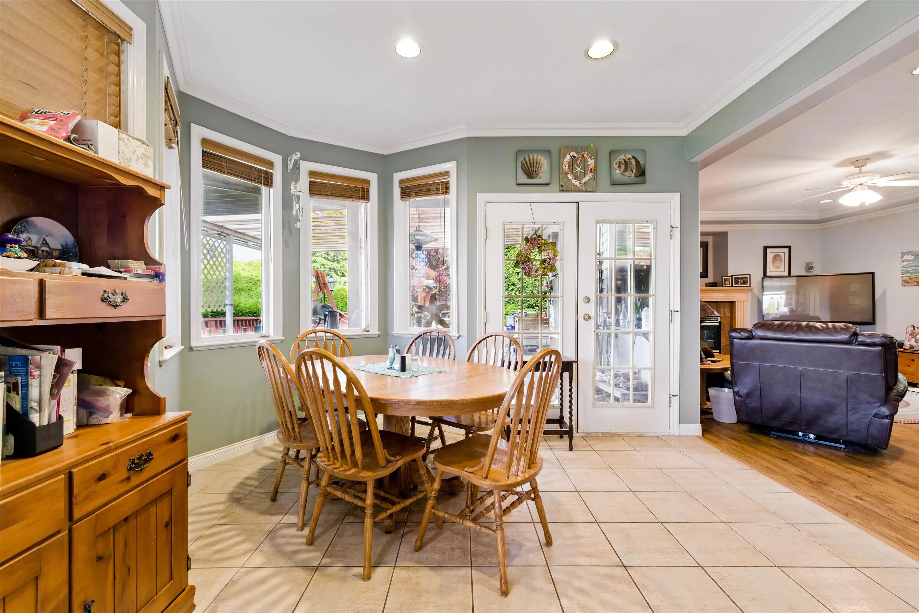 330 Rosehill Wynd