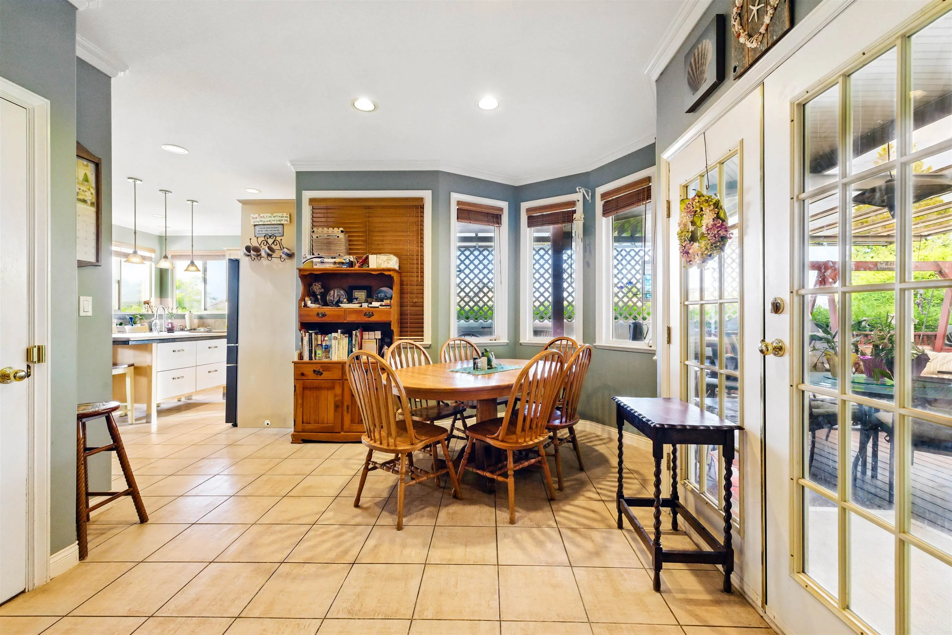 330 Rosehill Wynd