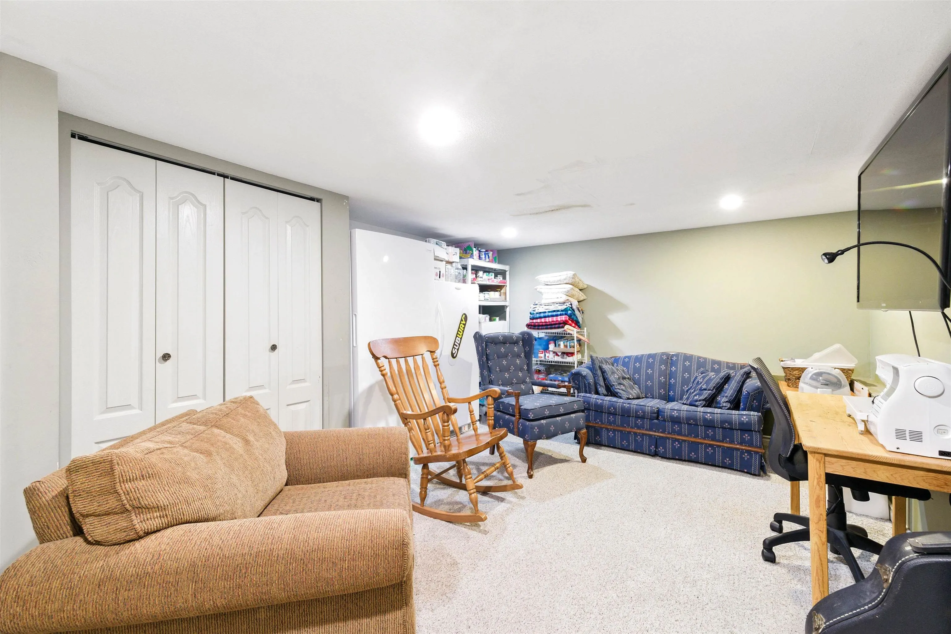 330 Rosehill Wynd