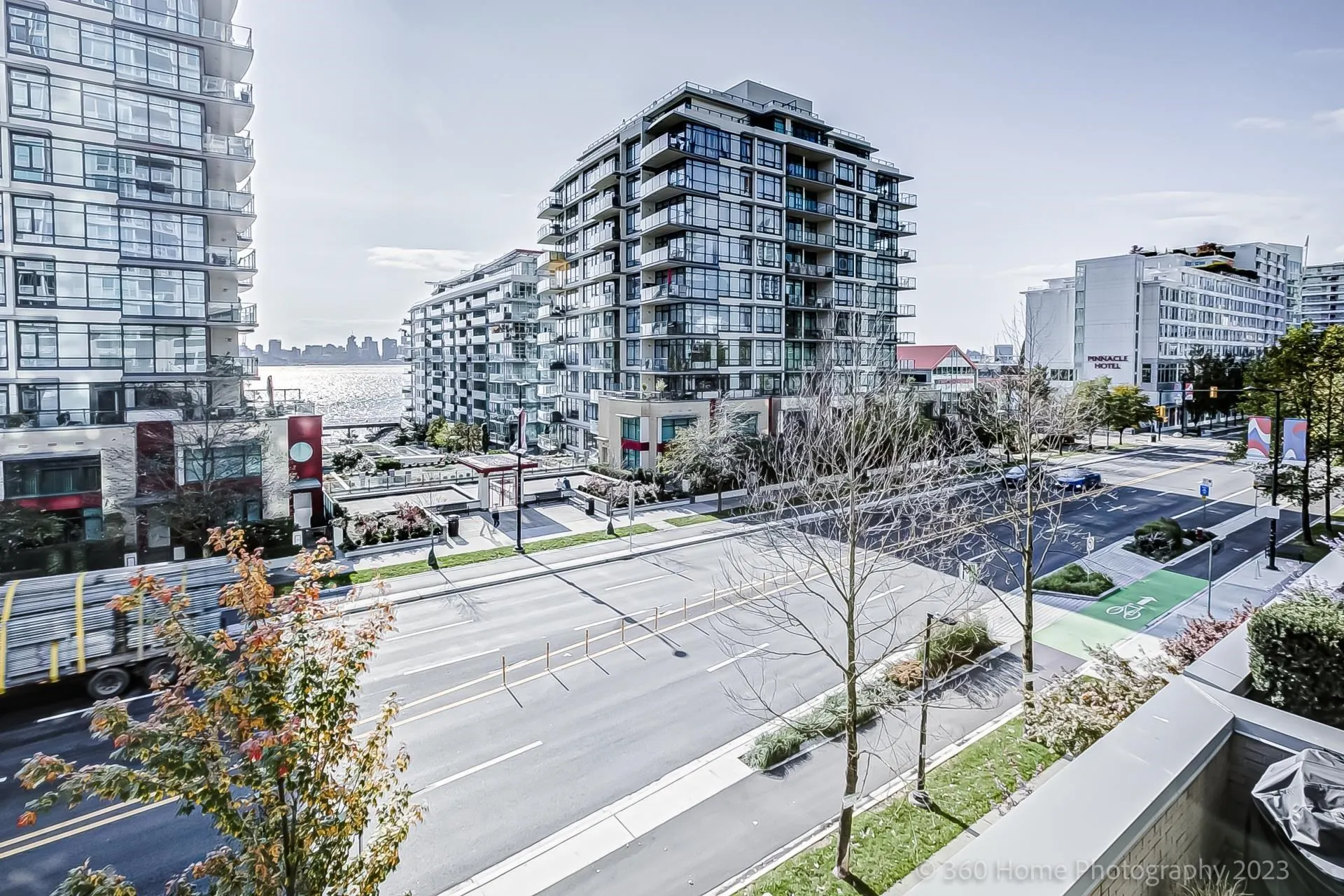 2107 188 E Esplanade