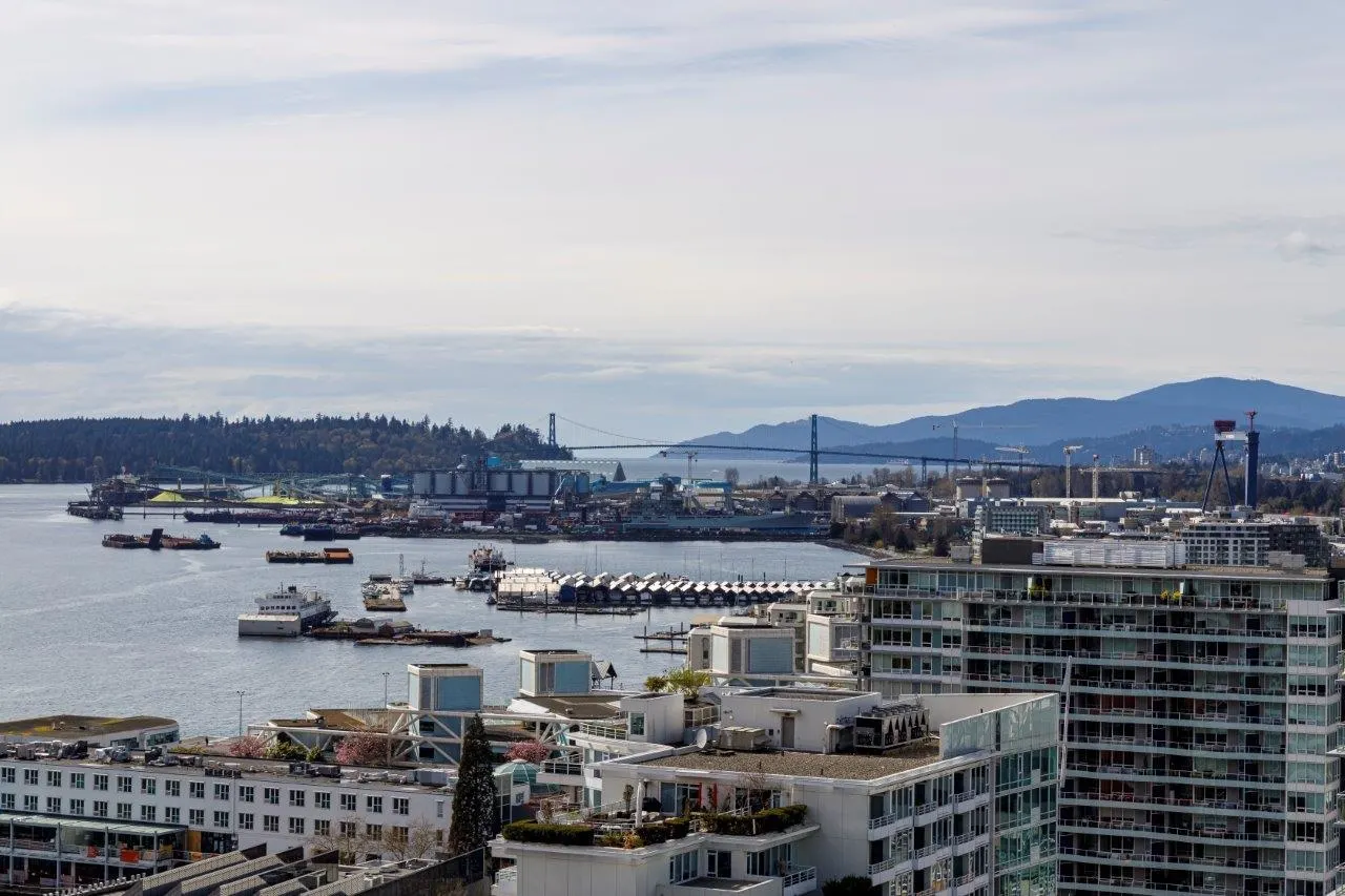 2107 188 E Esplanade