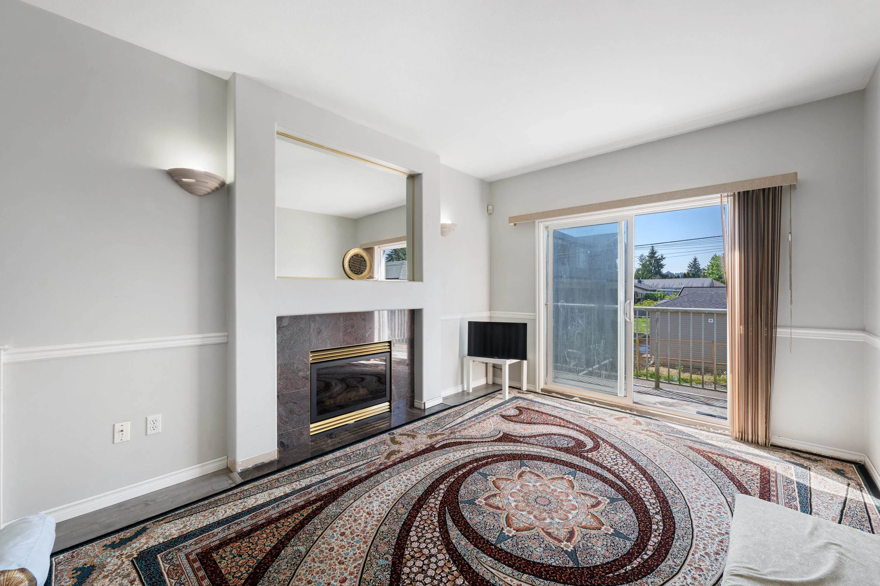 3073 Coast Meridian Road