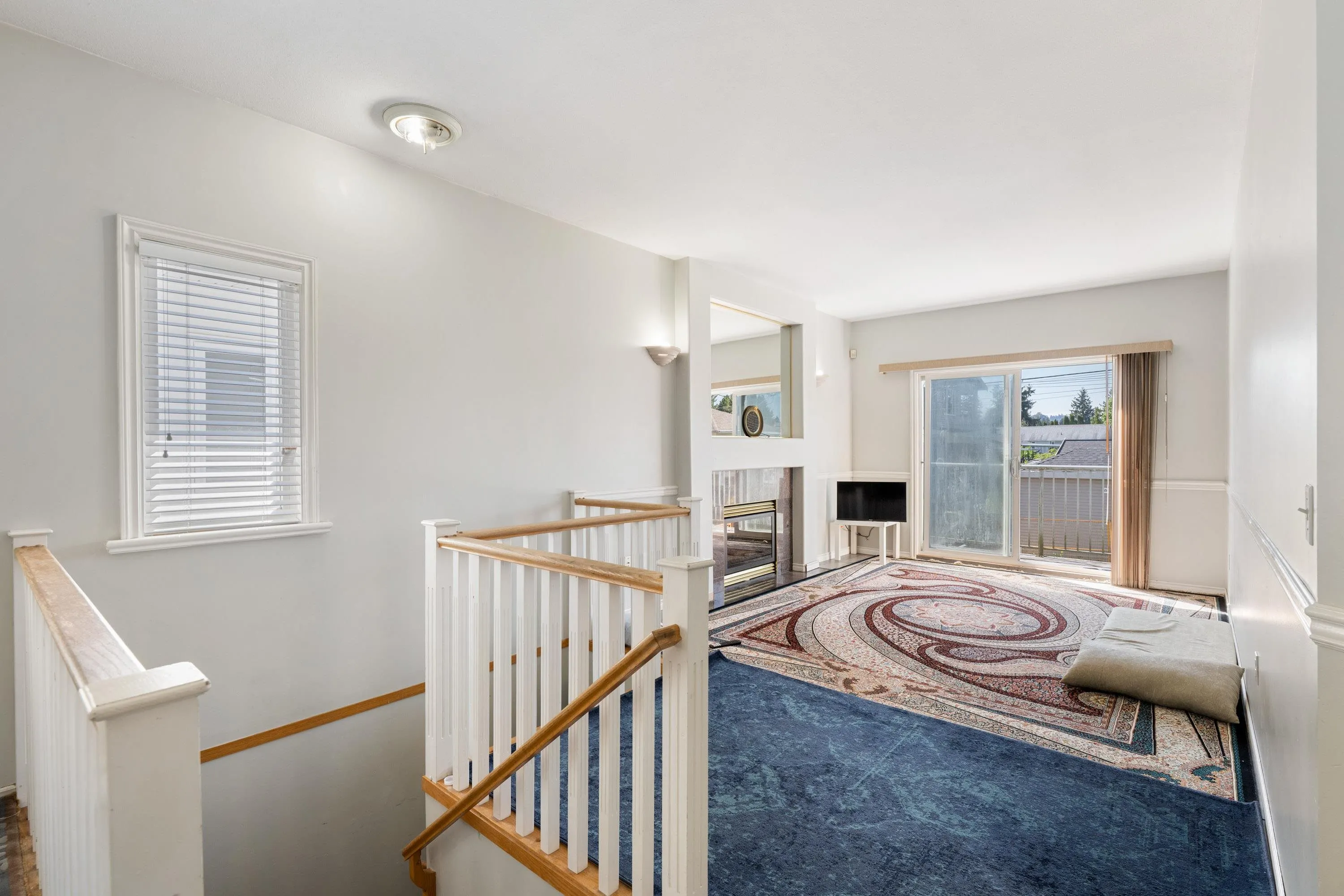 3073 Coast Meridian Road