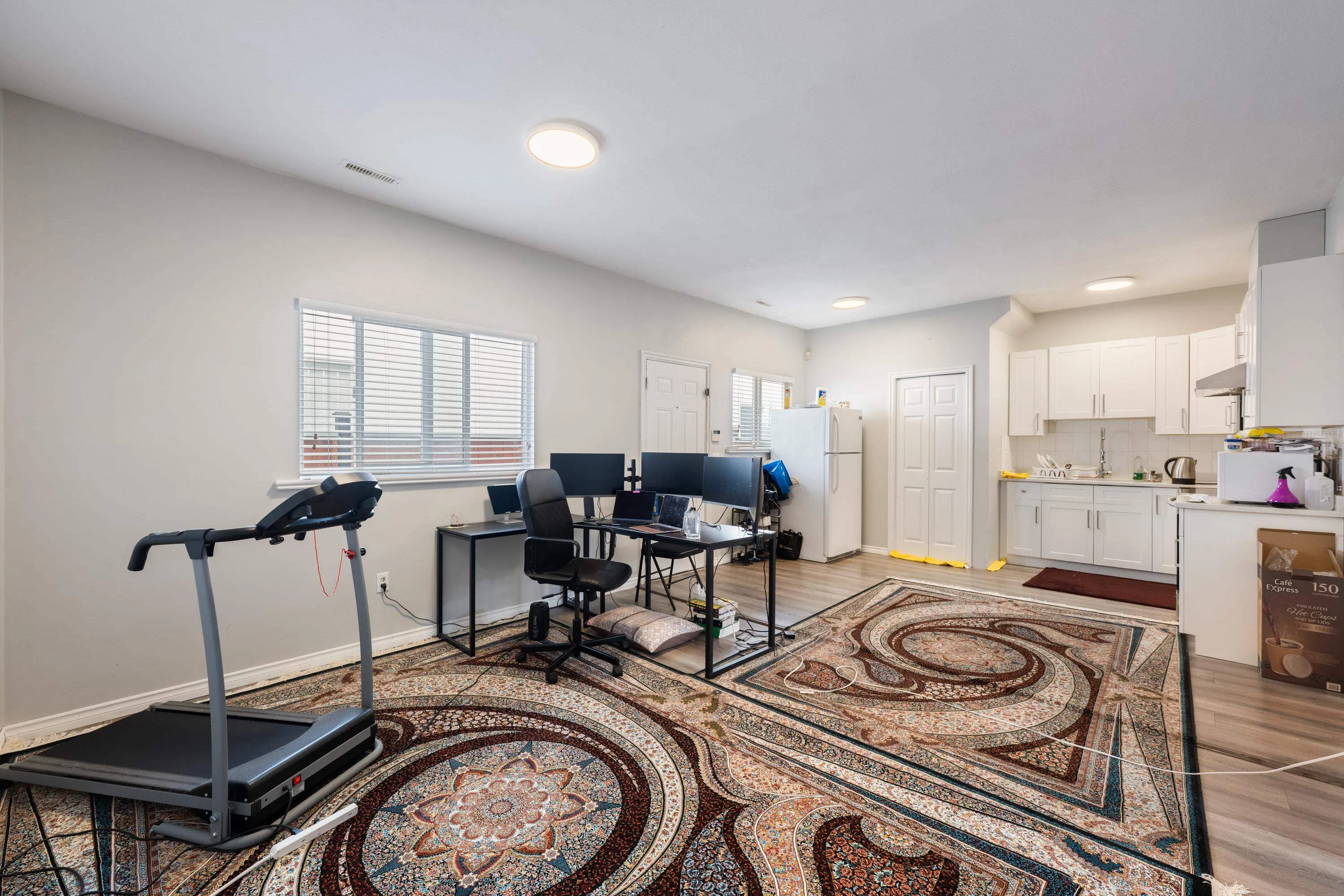 3073 Coast Meridian Road