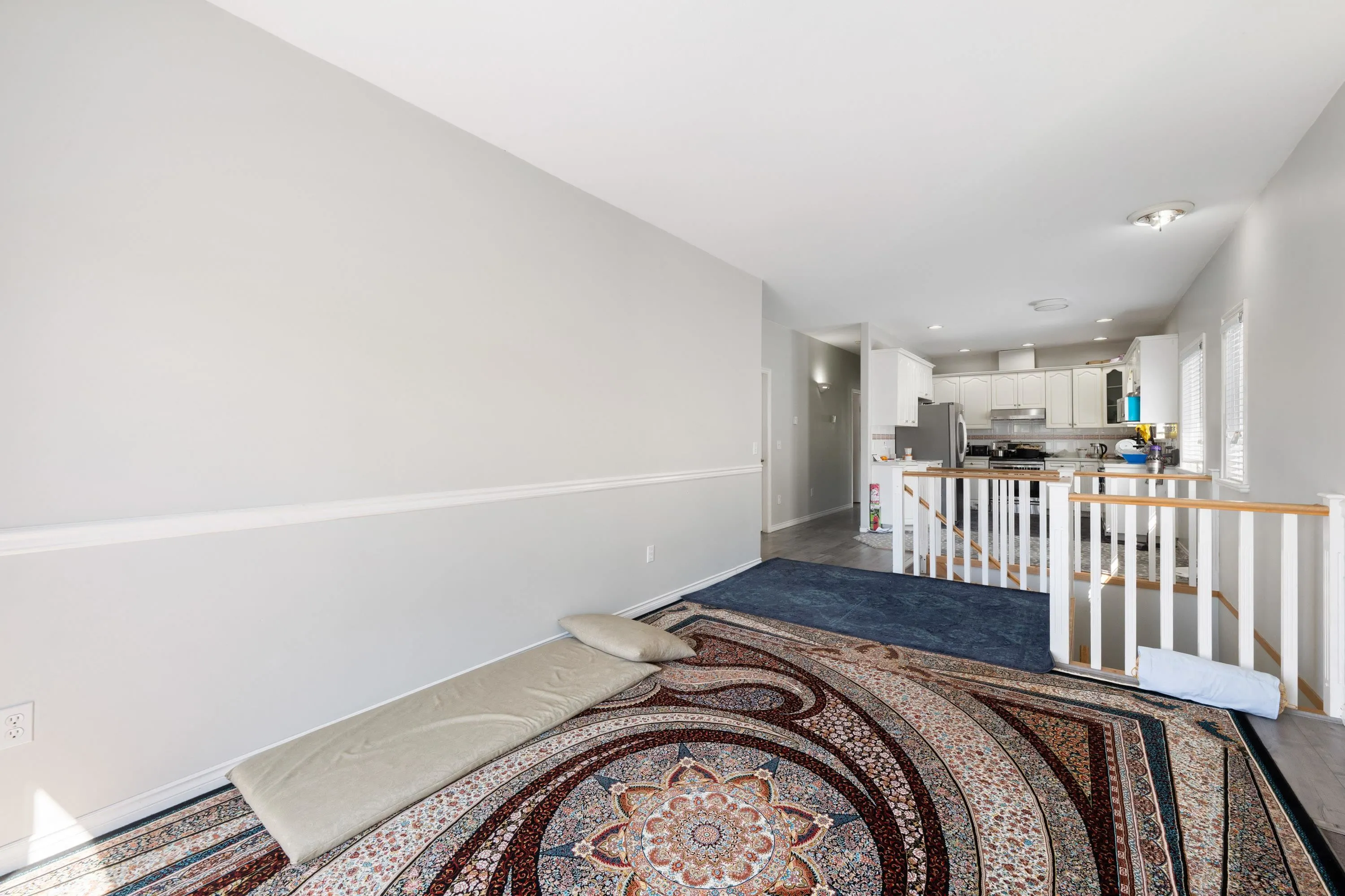 3073 Coast Meridian Road
