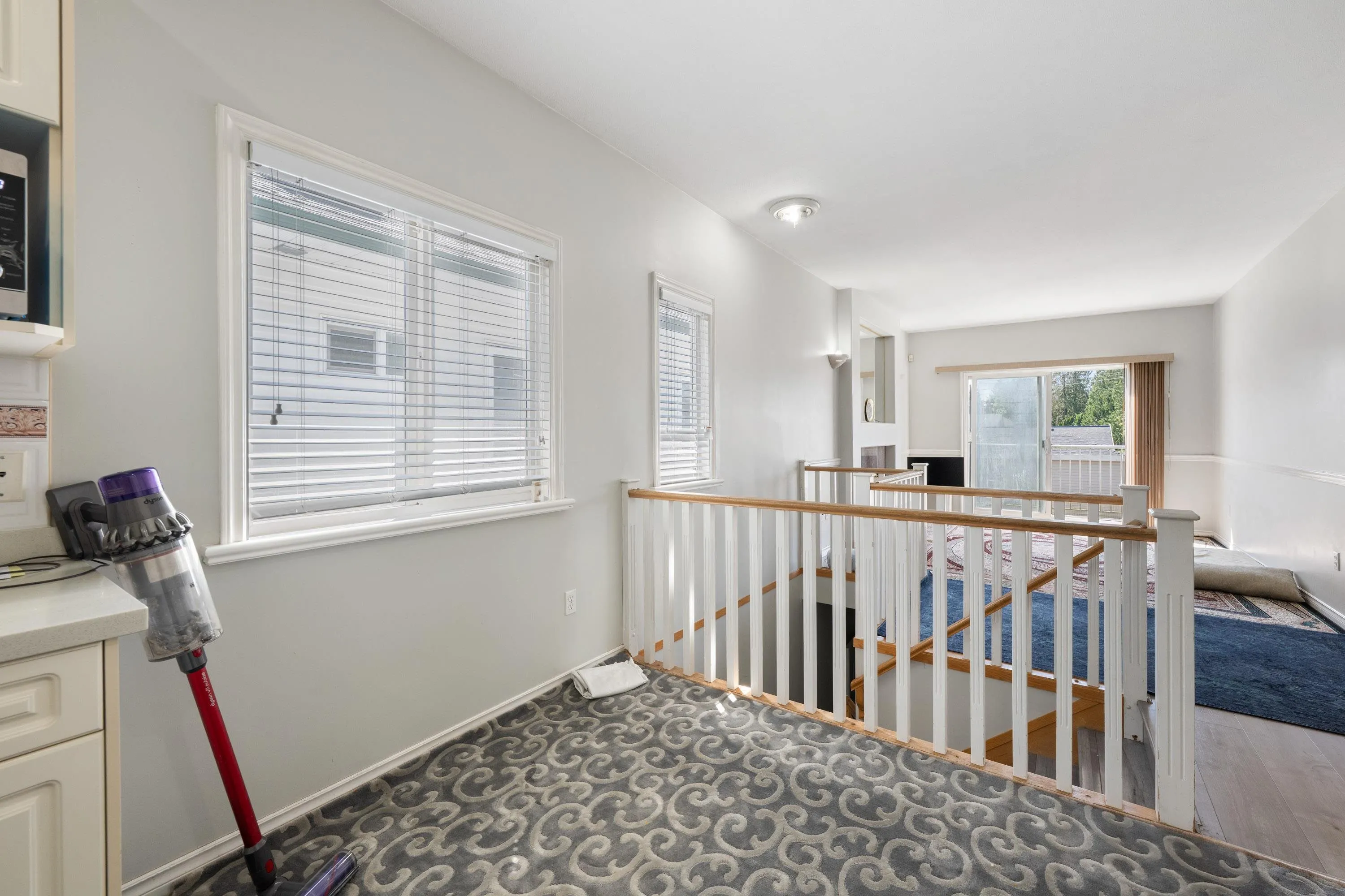 3073 Coast Meridian Road
