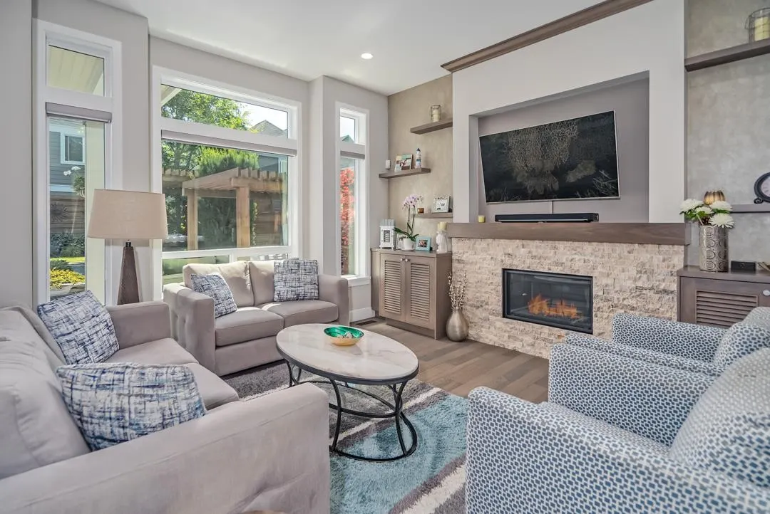 15868 Mountain View Drive