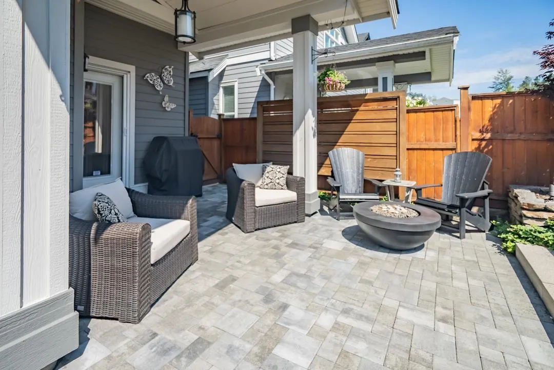 15868 Mountain View Drive