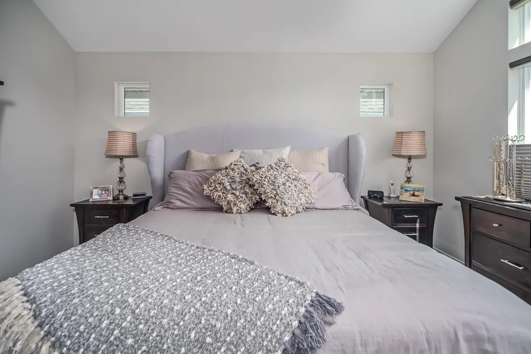 15868 Mountain View Drive