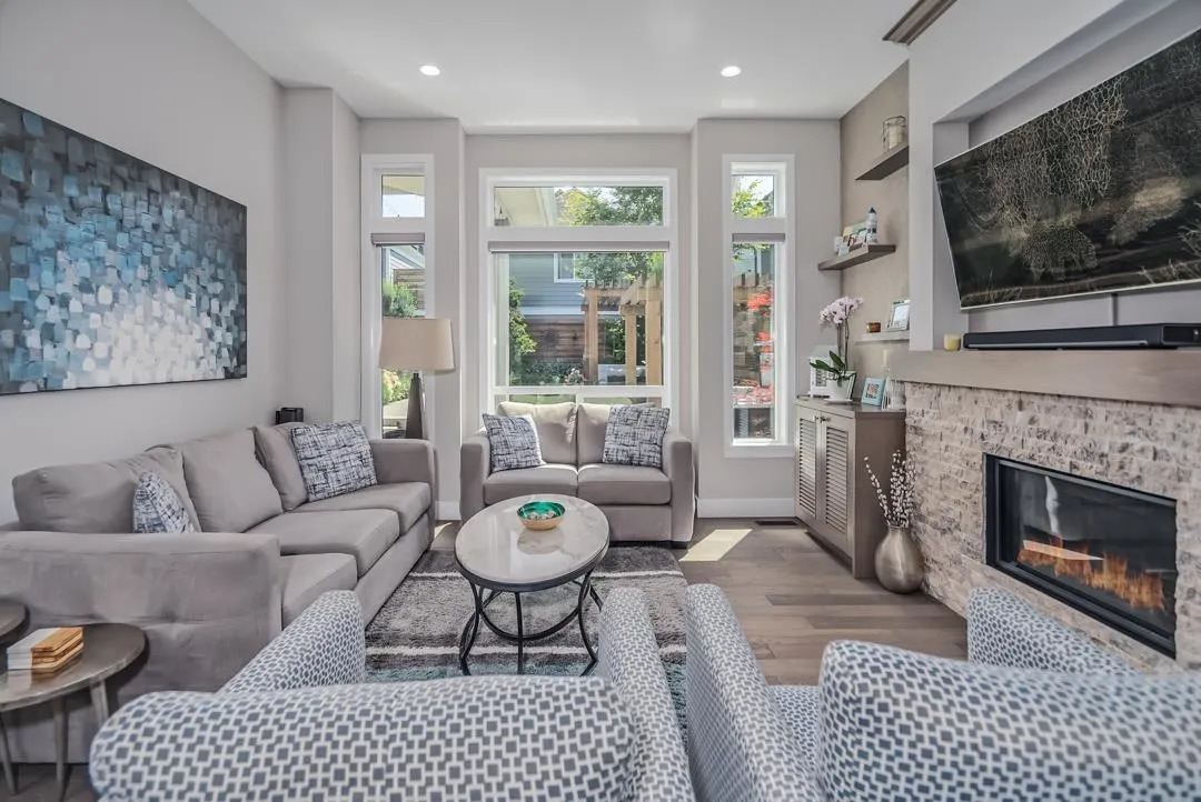 15868 Mountain View Drive