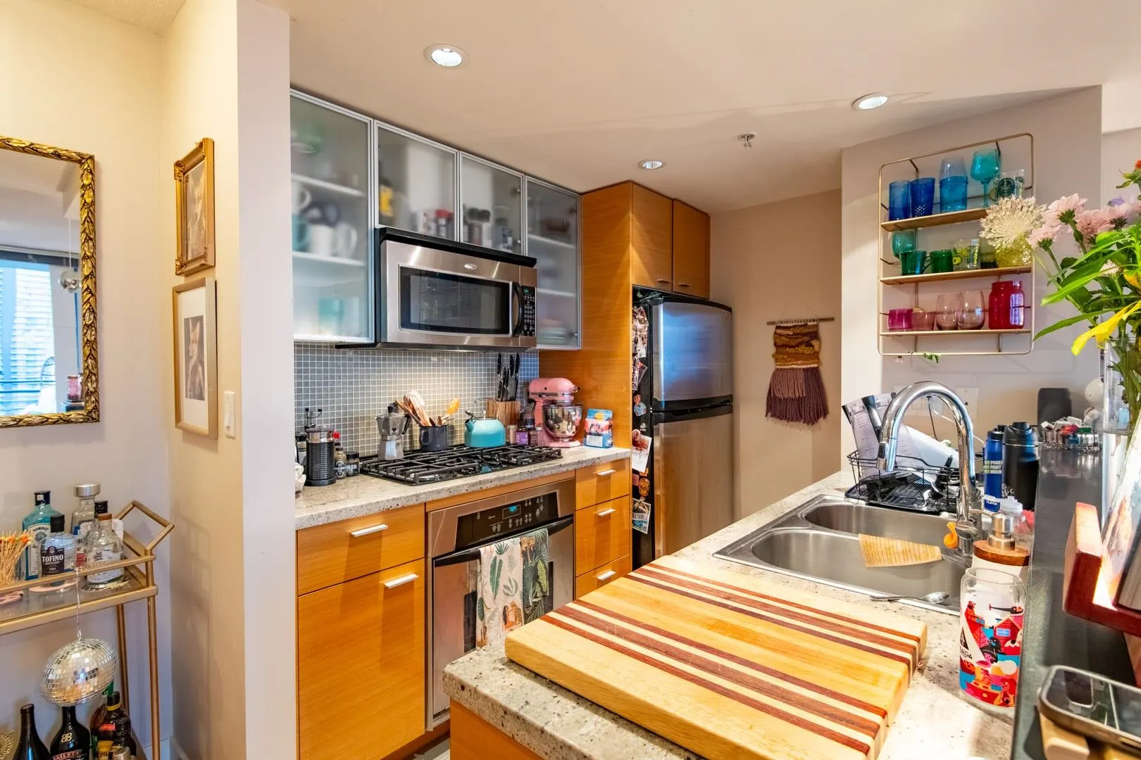 1901 33 Smithe Street