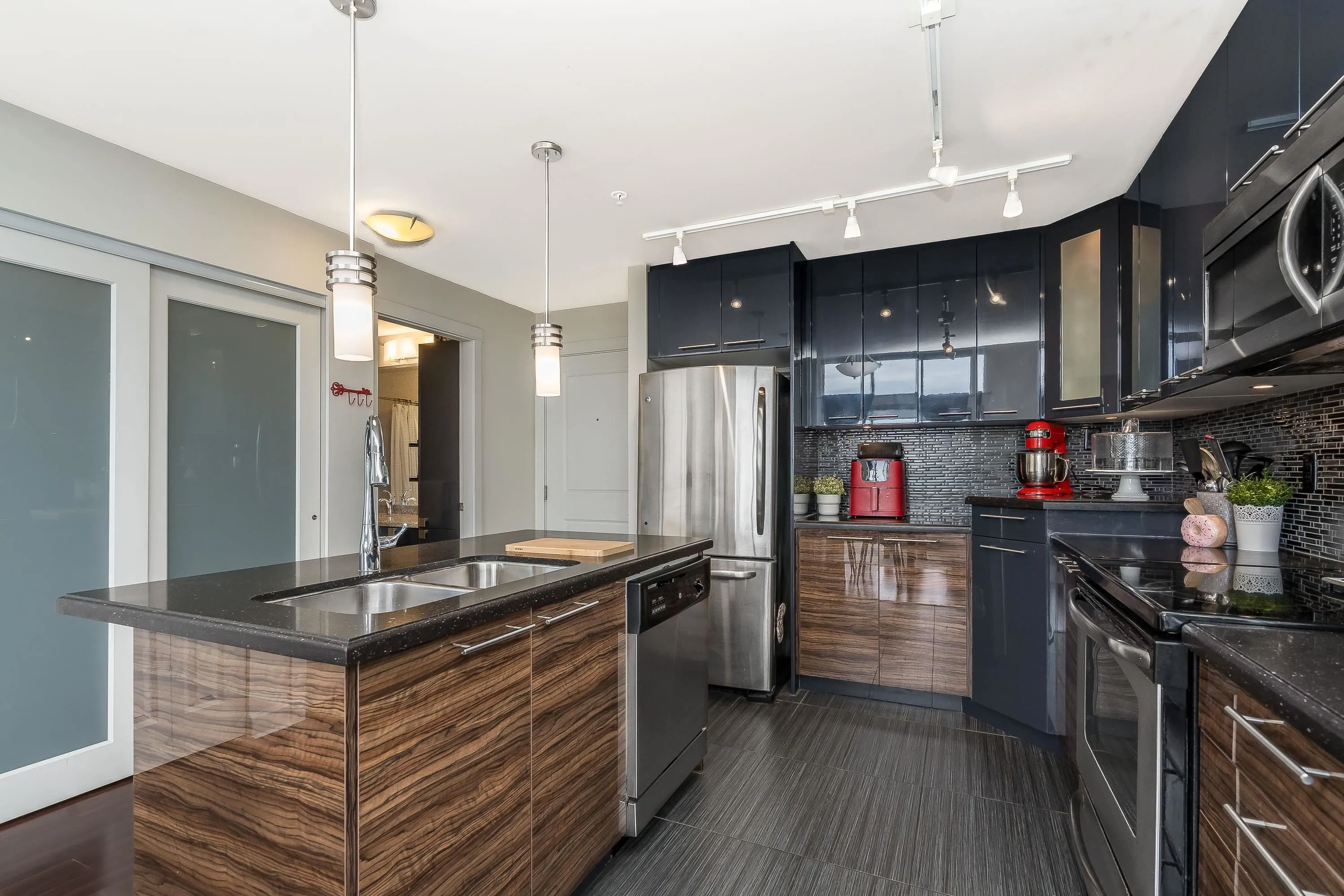 401 12039 64 Avenue