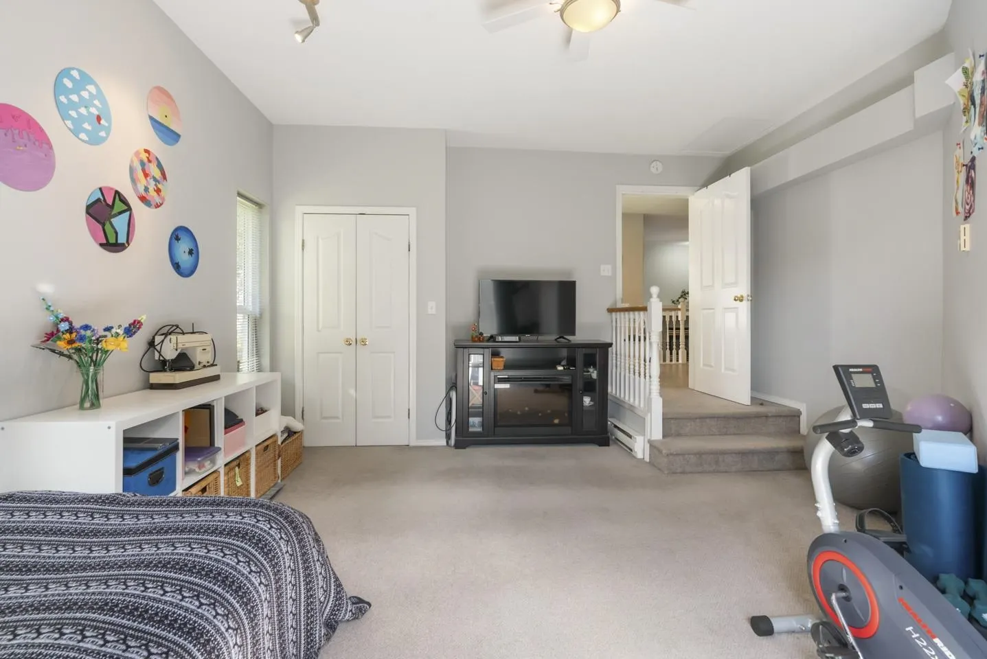 7911 164 Street