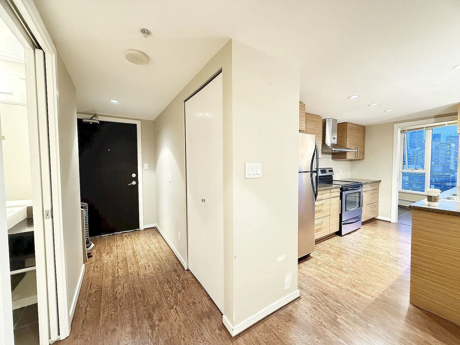 3103 188 Keefer Place