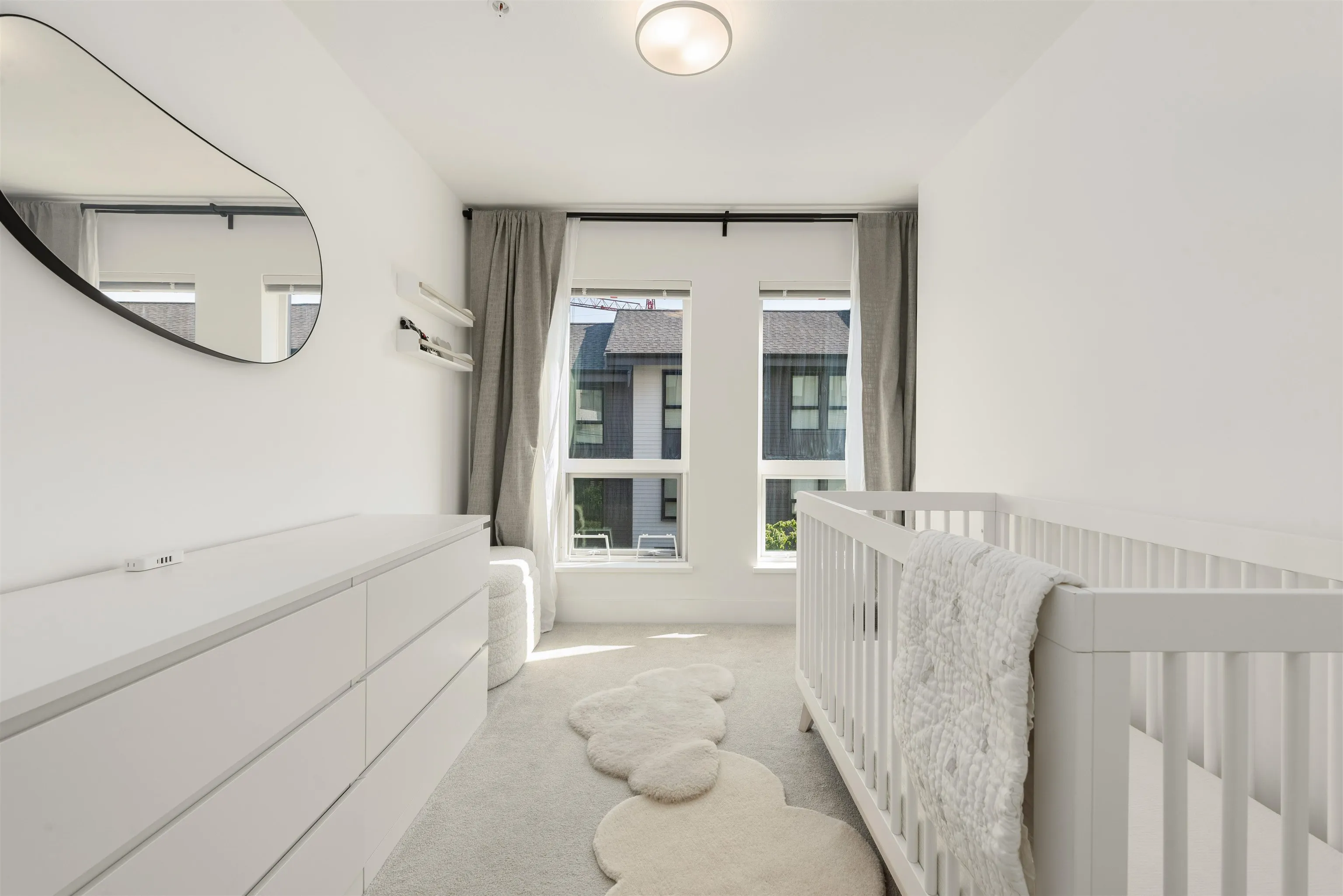 3 9278 Slopes Mews