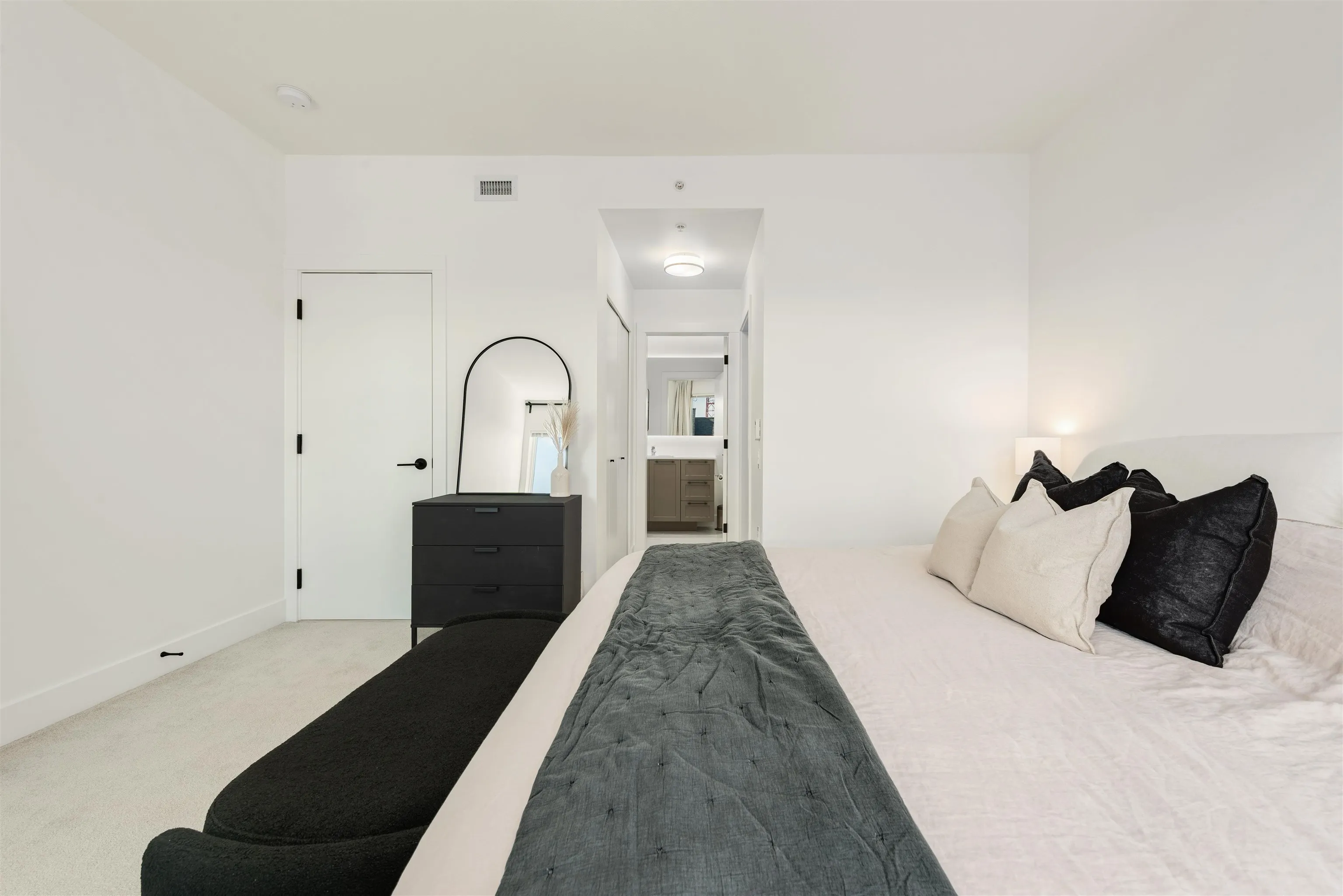 3 9278 Slopes Mews