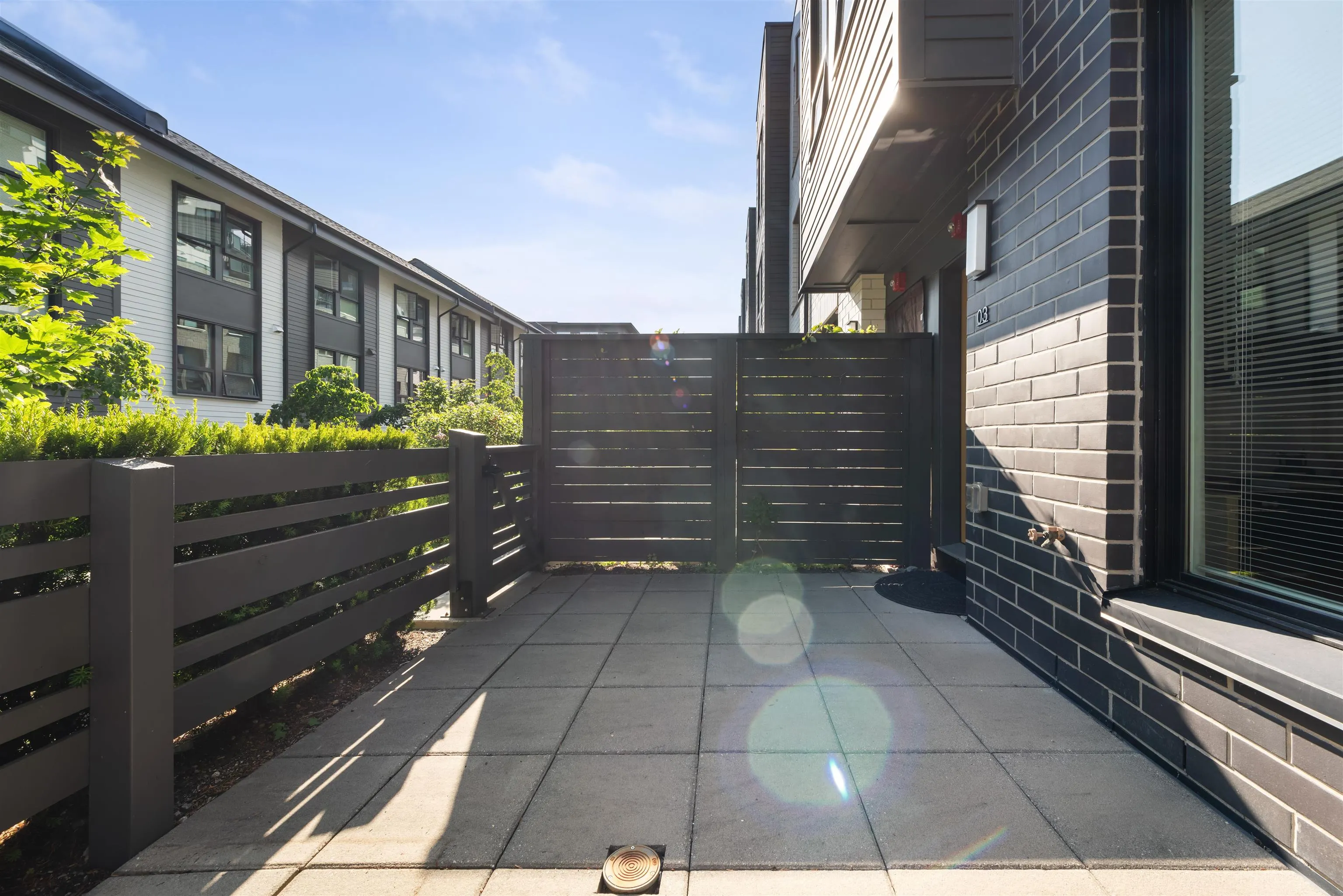 3 9278 Slopes Mews