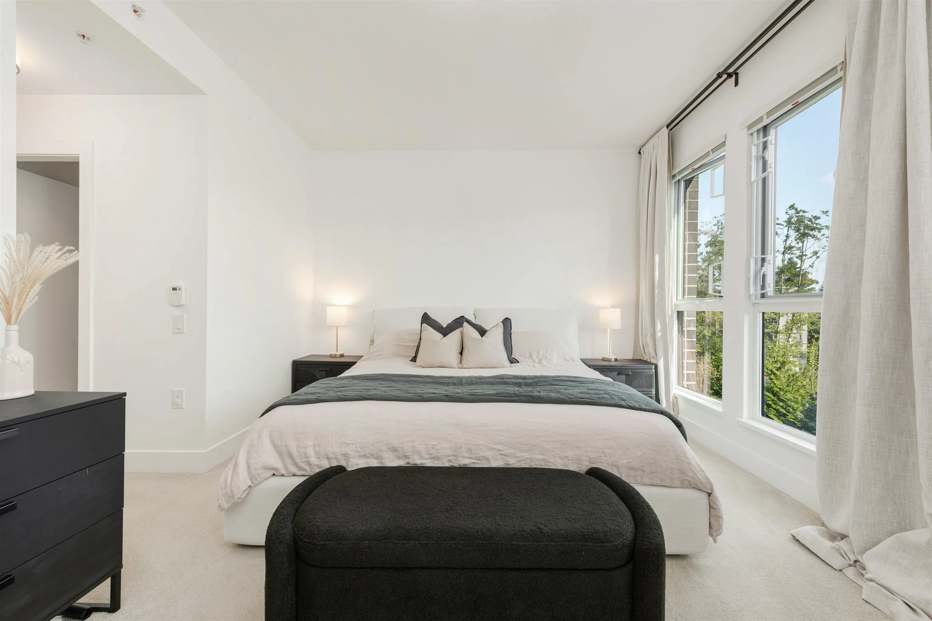 3 9278 Slopes Mews