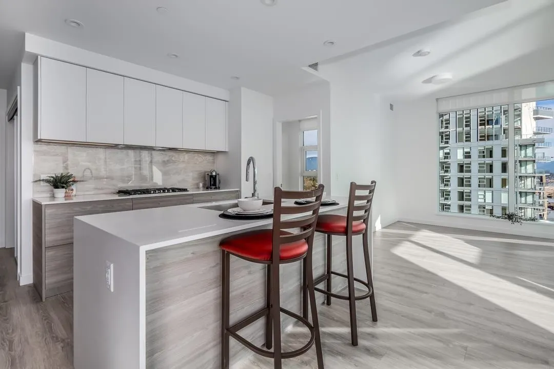 3907 680 Quayside Drive