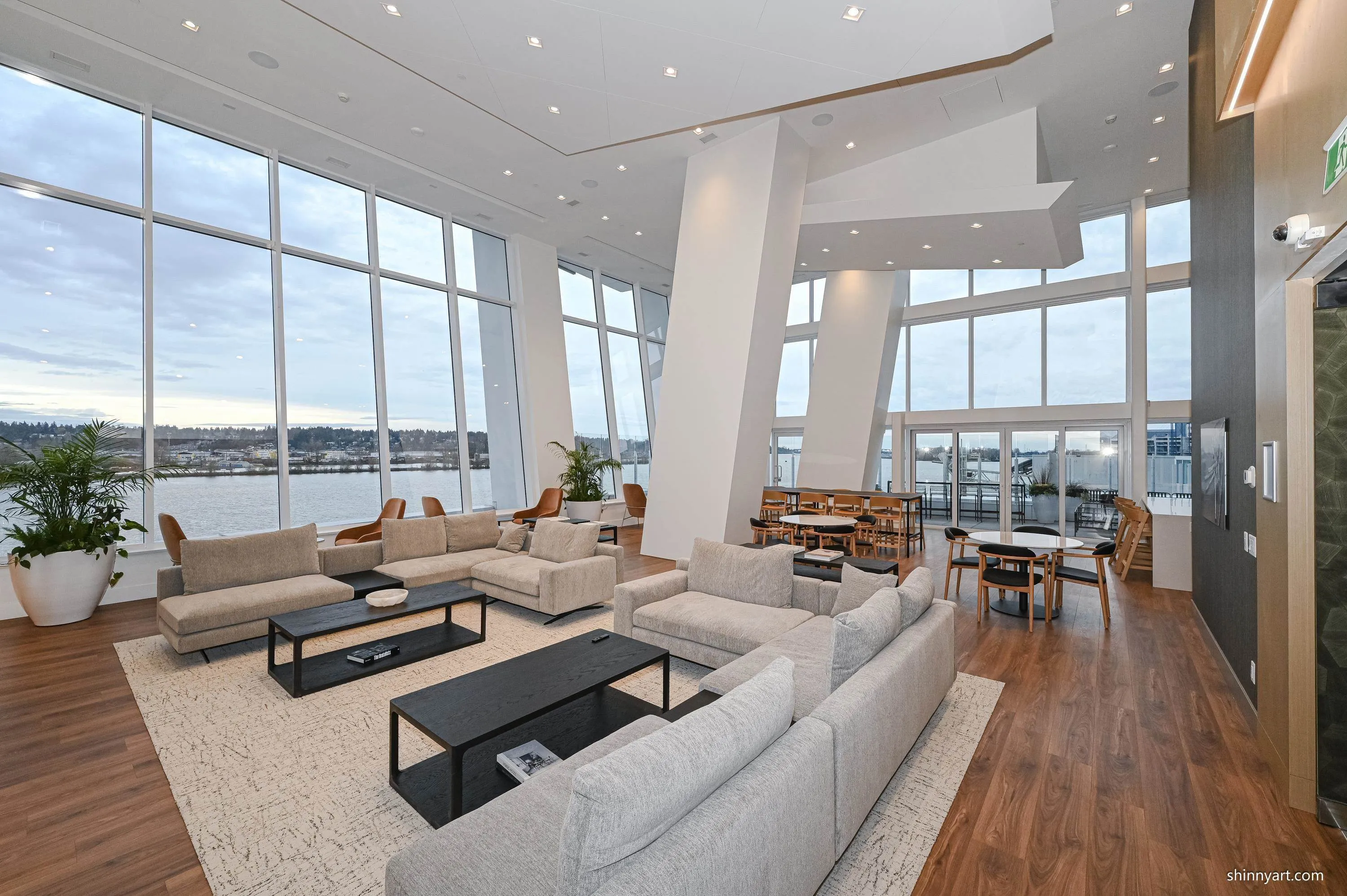 3907 680 Quayside Drive