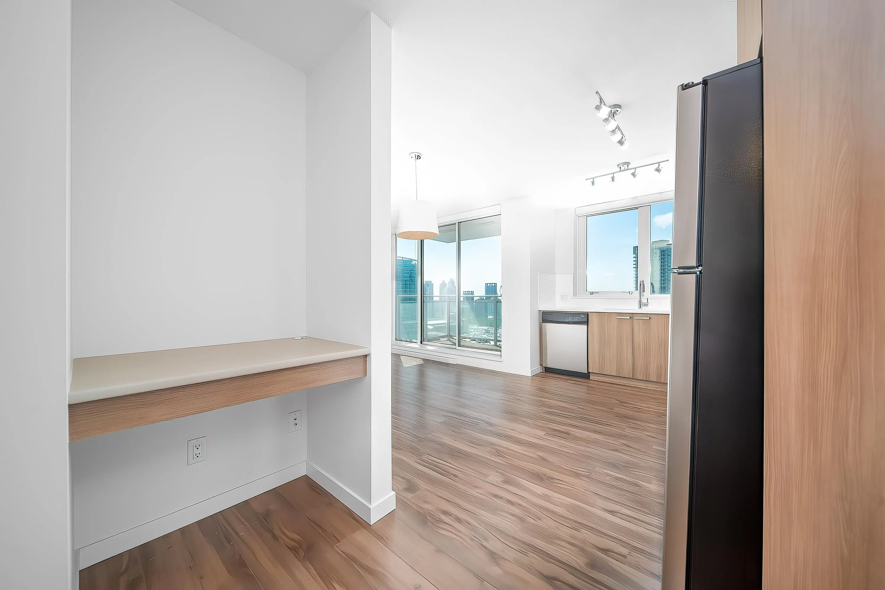 2309 13325 102a Avenue
