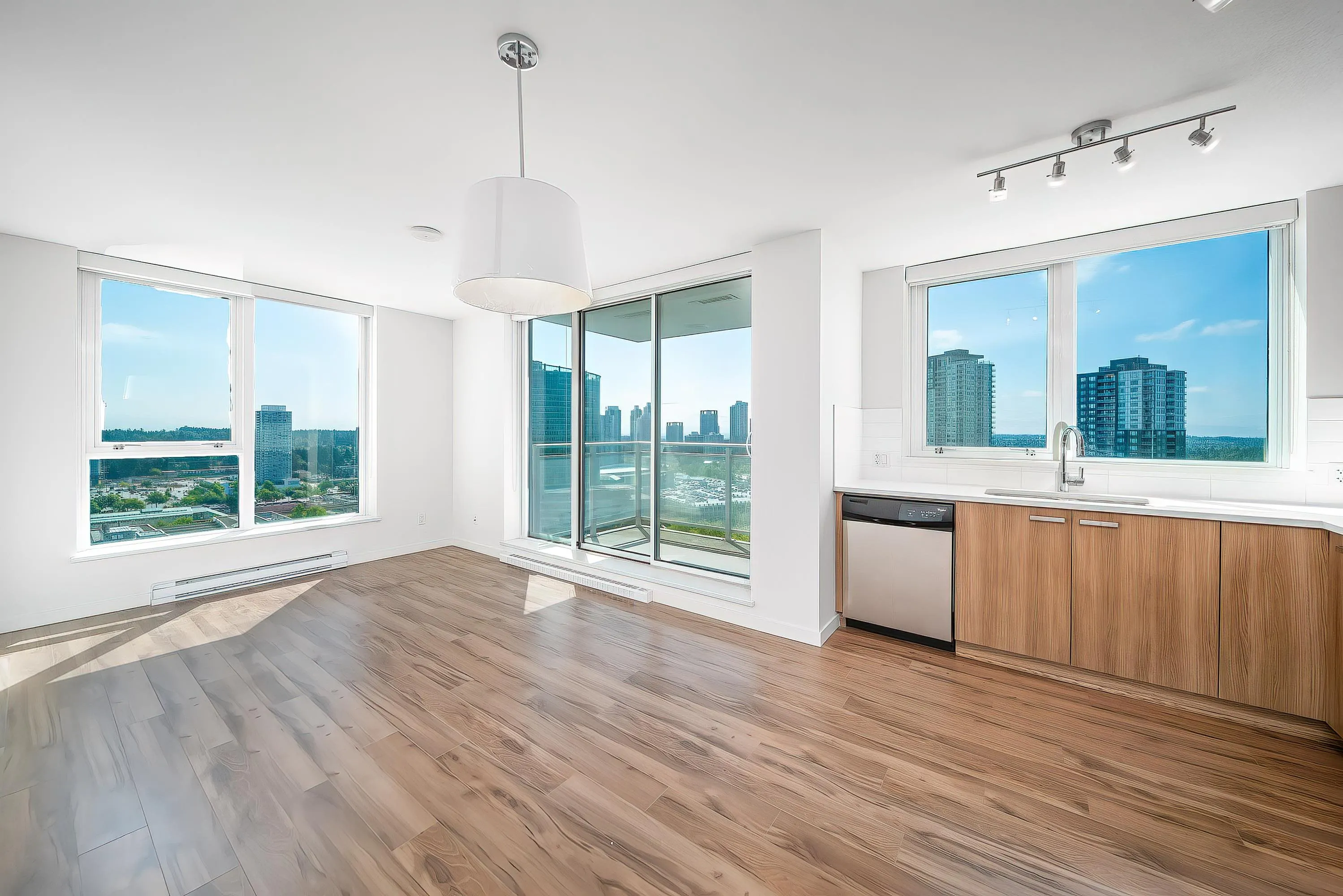 2309 13325 102a Avenue