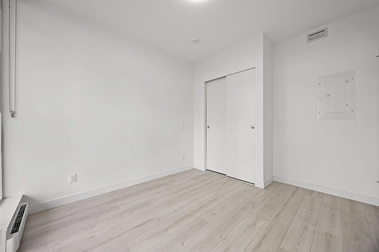 1006 6080 Mckay Avenue