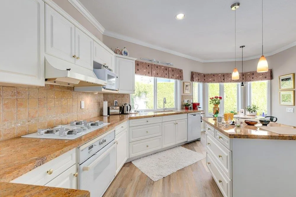 5253 Brigantine Road