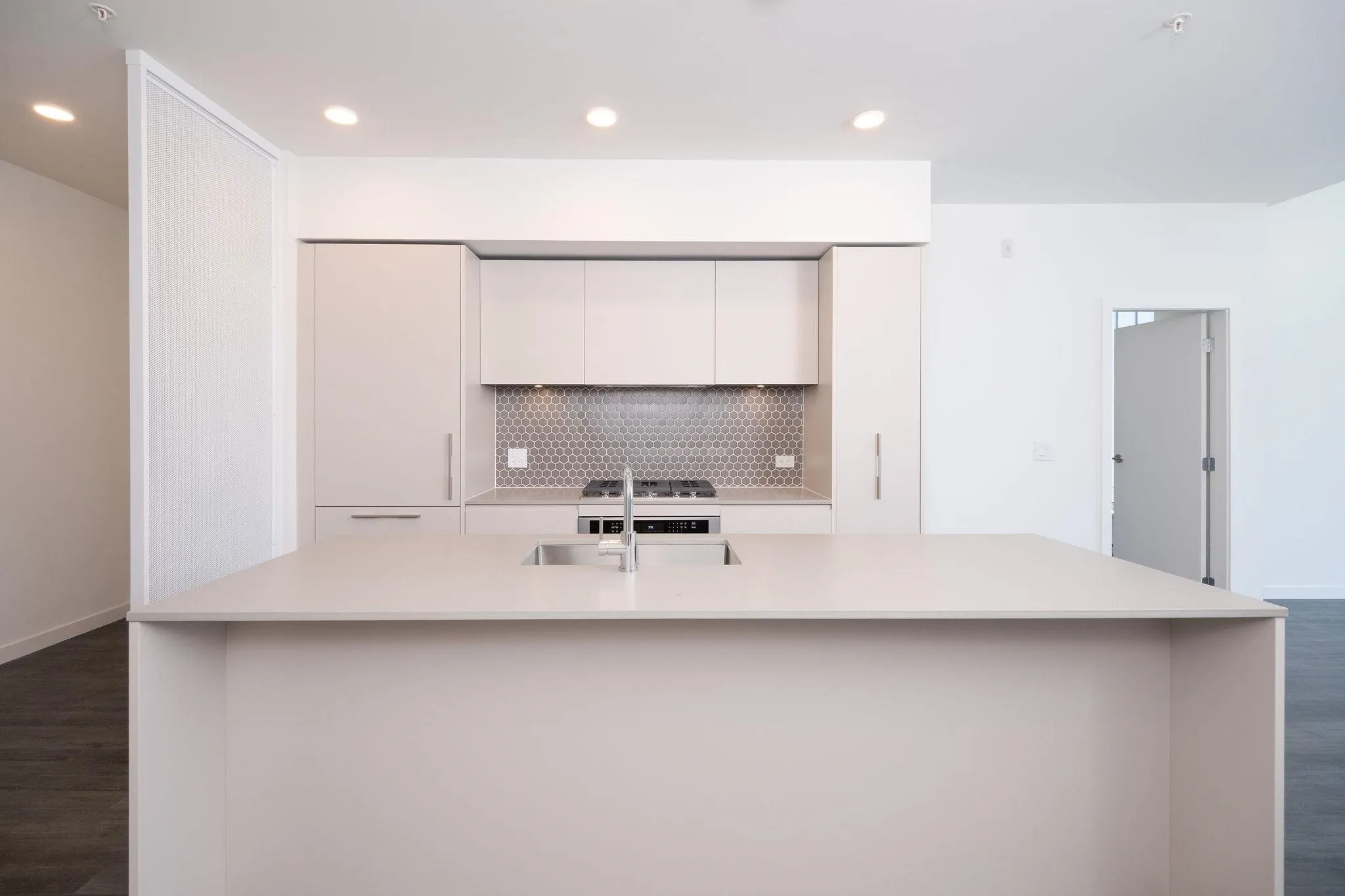 513 1506 Scott Crescent