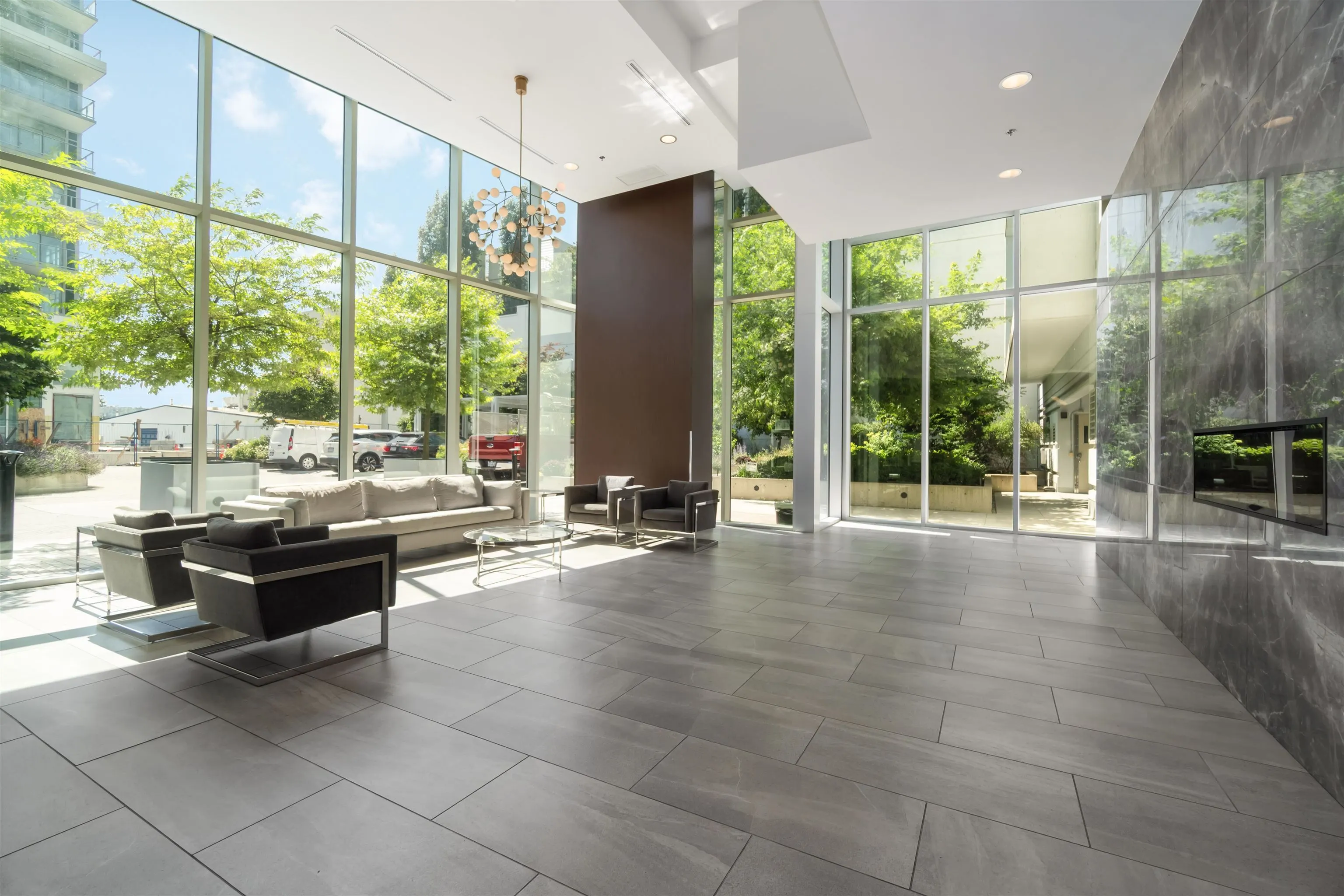 407 2311 Beta Avenue