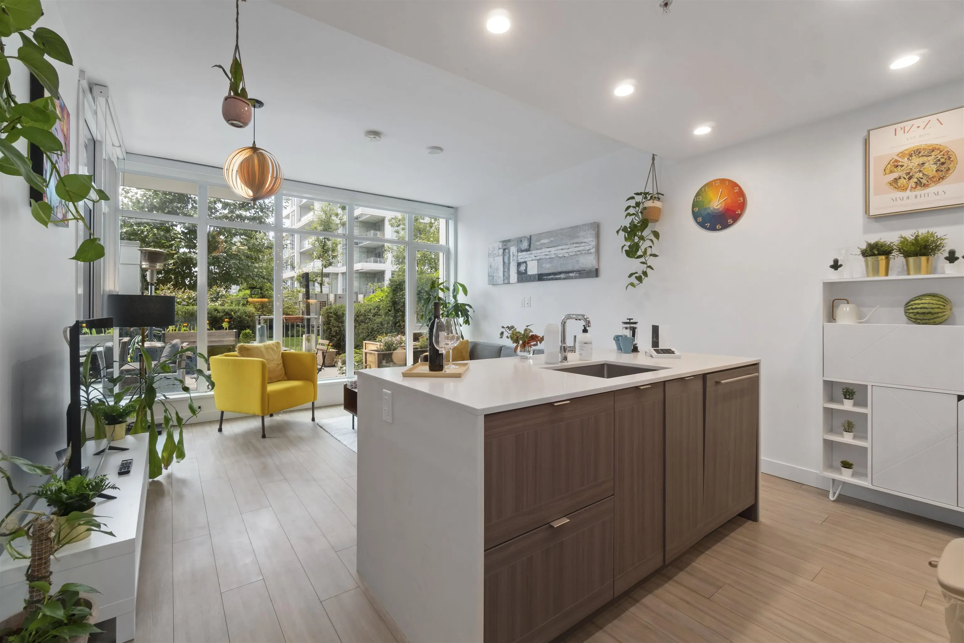 407 2311 Beta Avenue