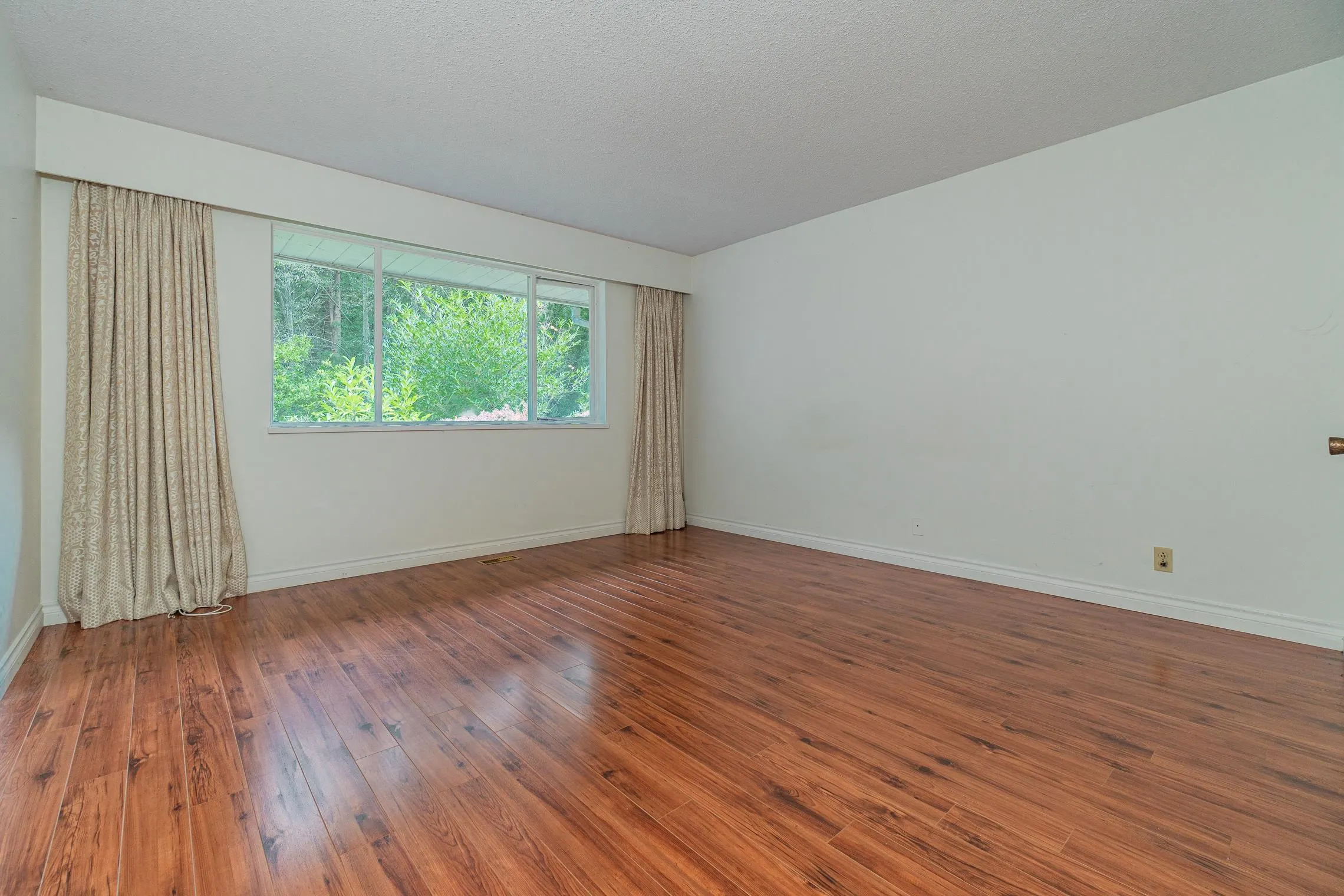 5725 Cranley Drive