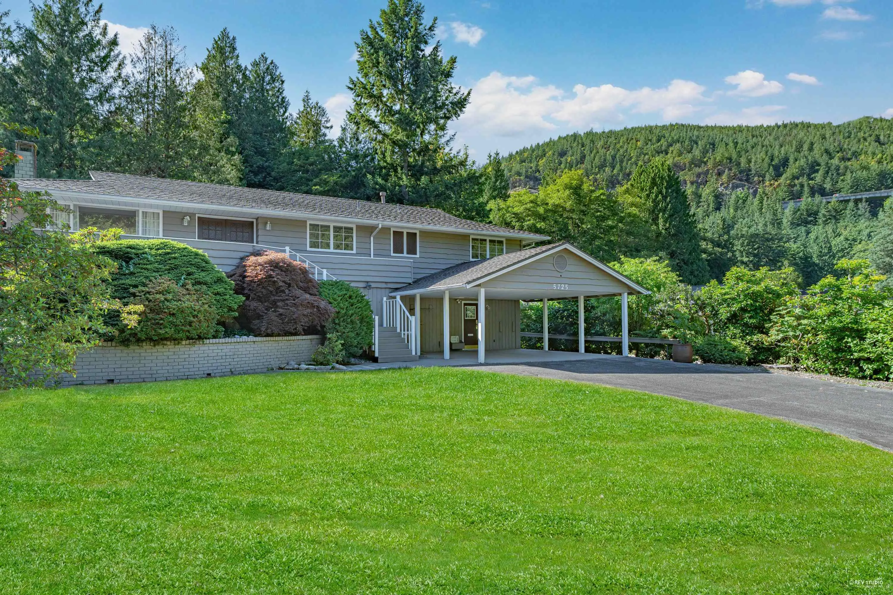 5725 Cranley Drive