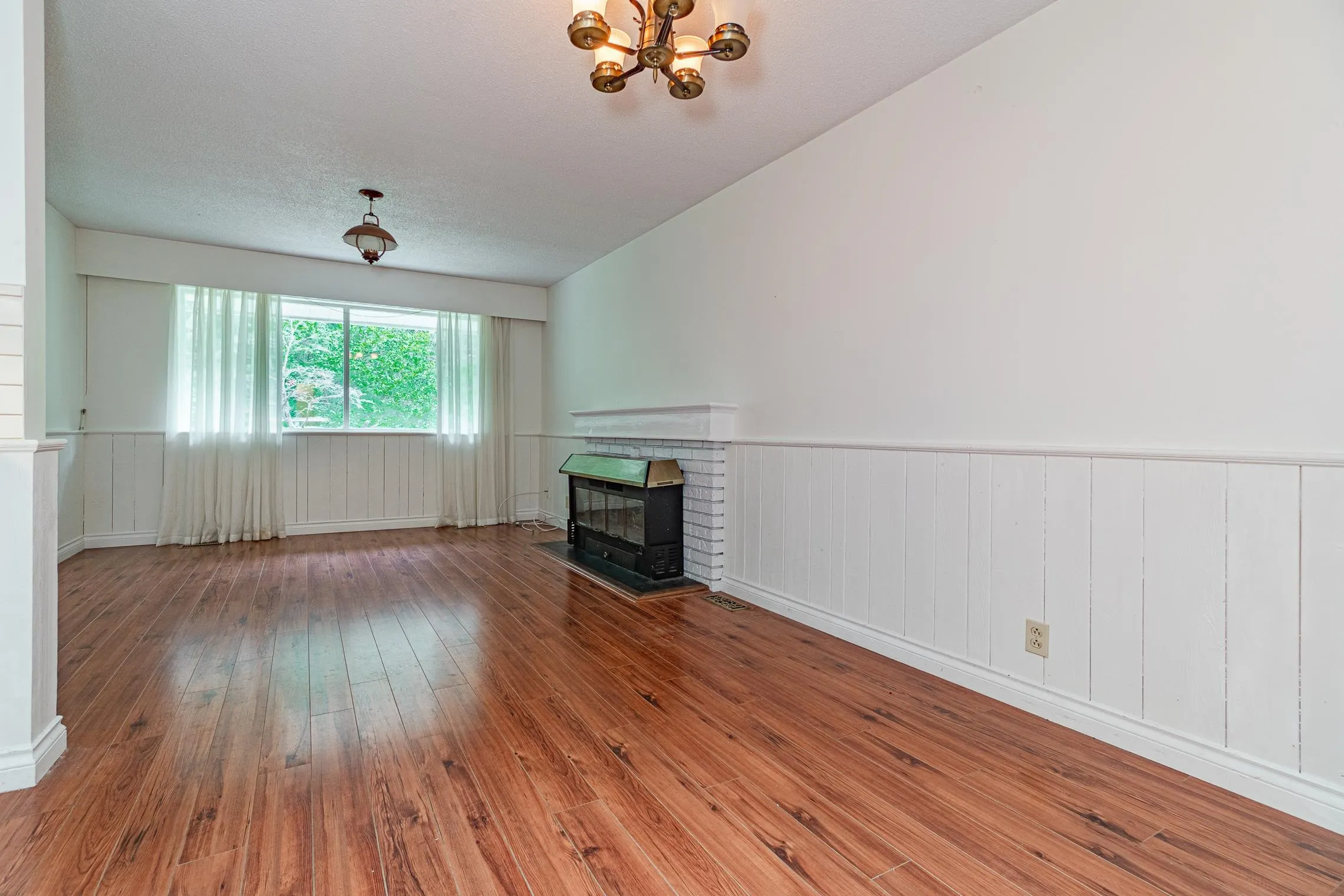 5725 Cranley Drive