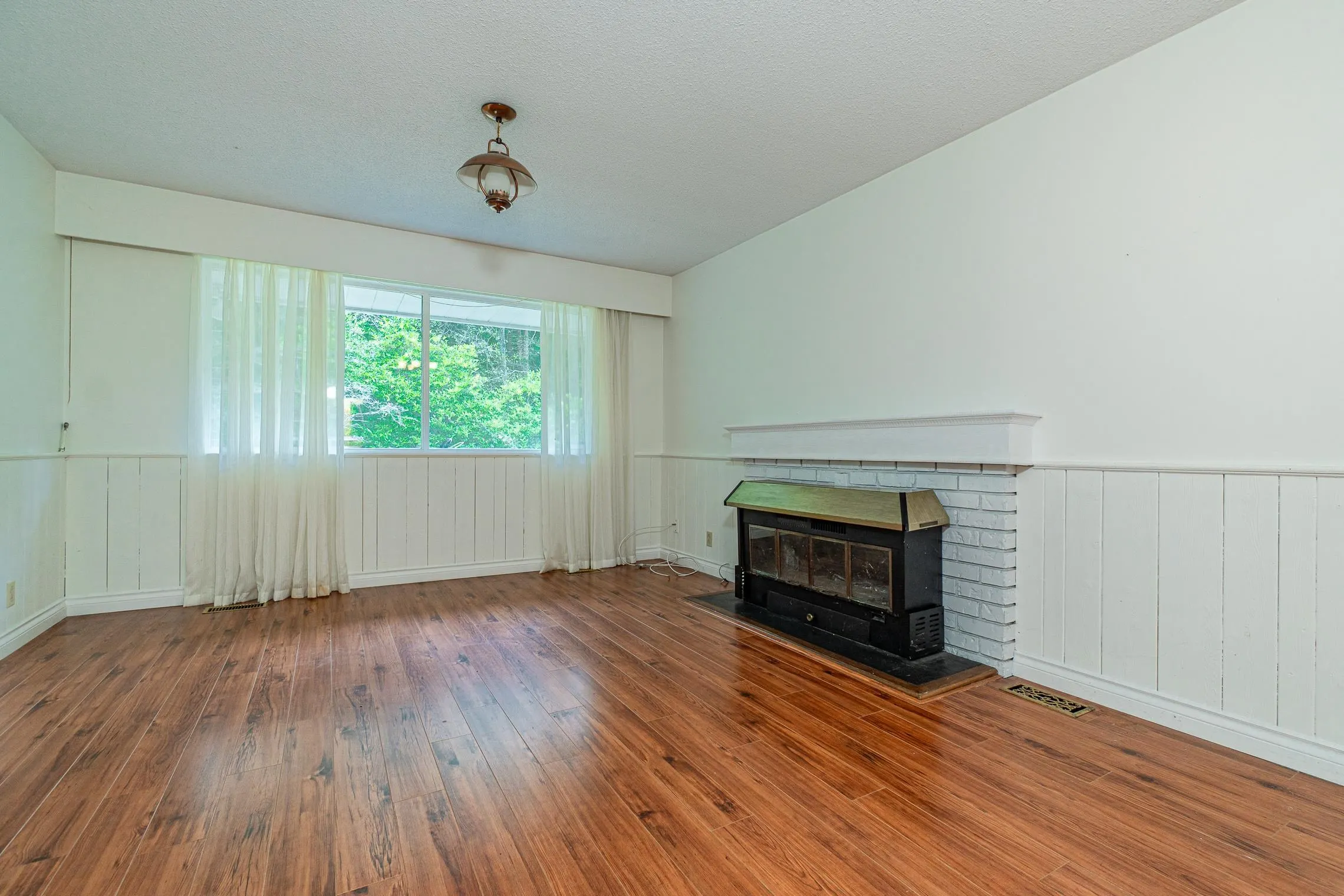 5725 Cranley Drive