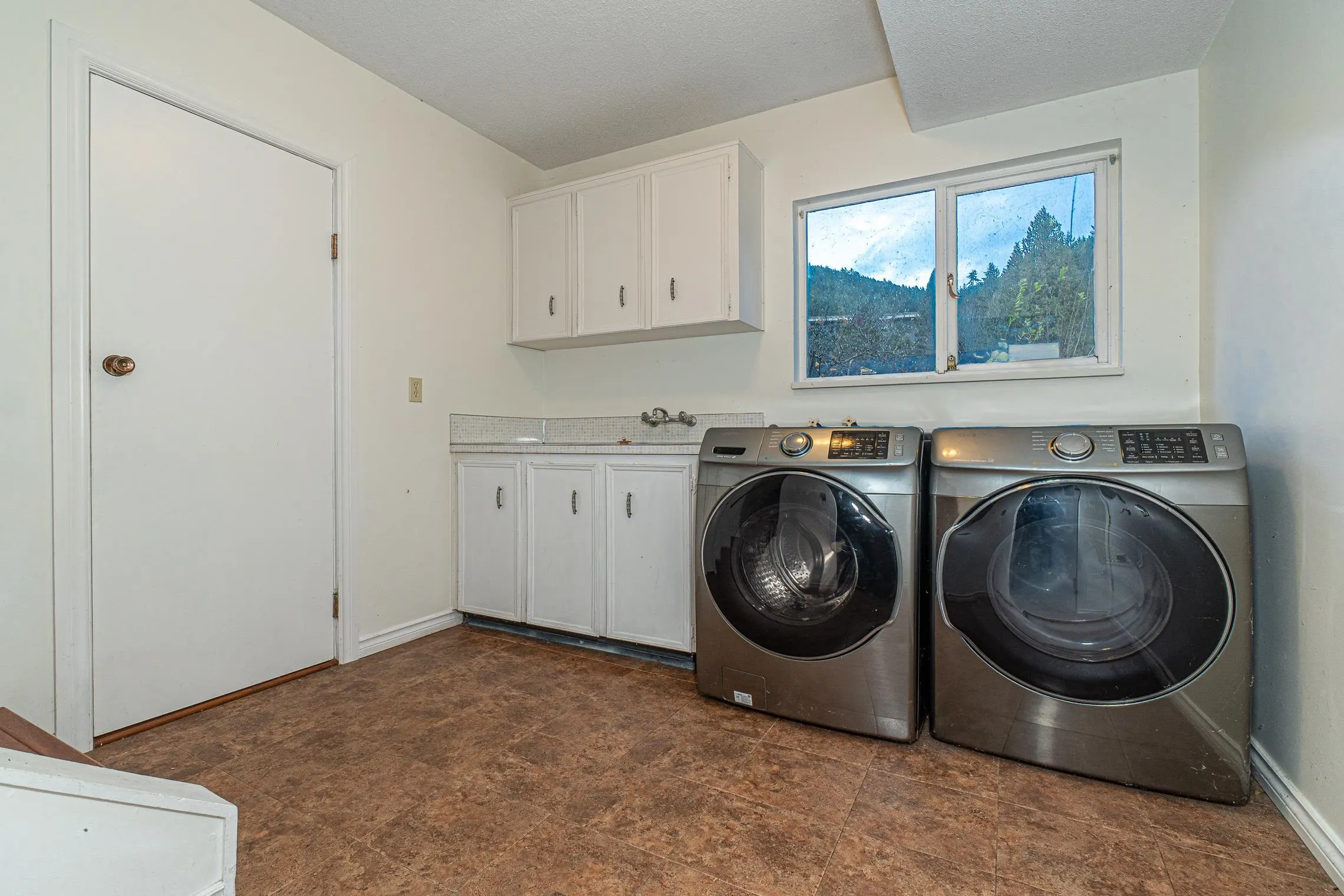 5725 Cranley Drive