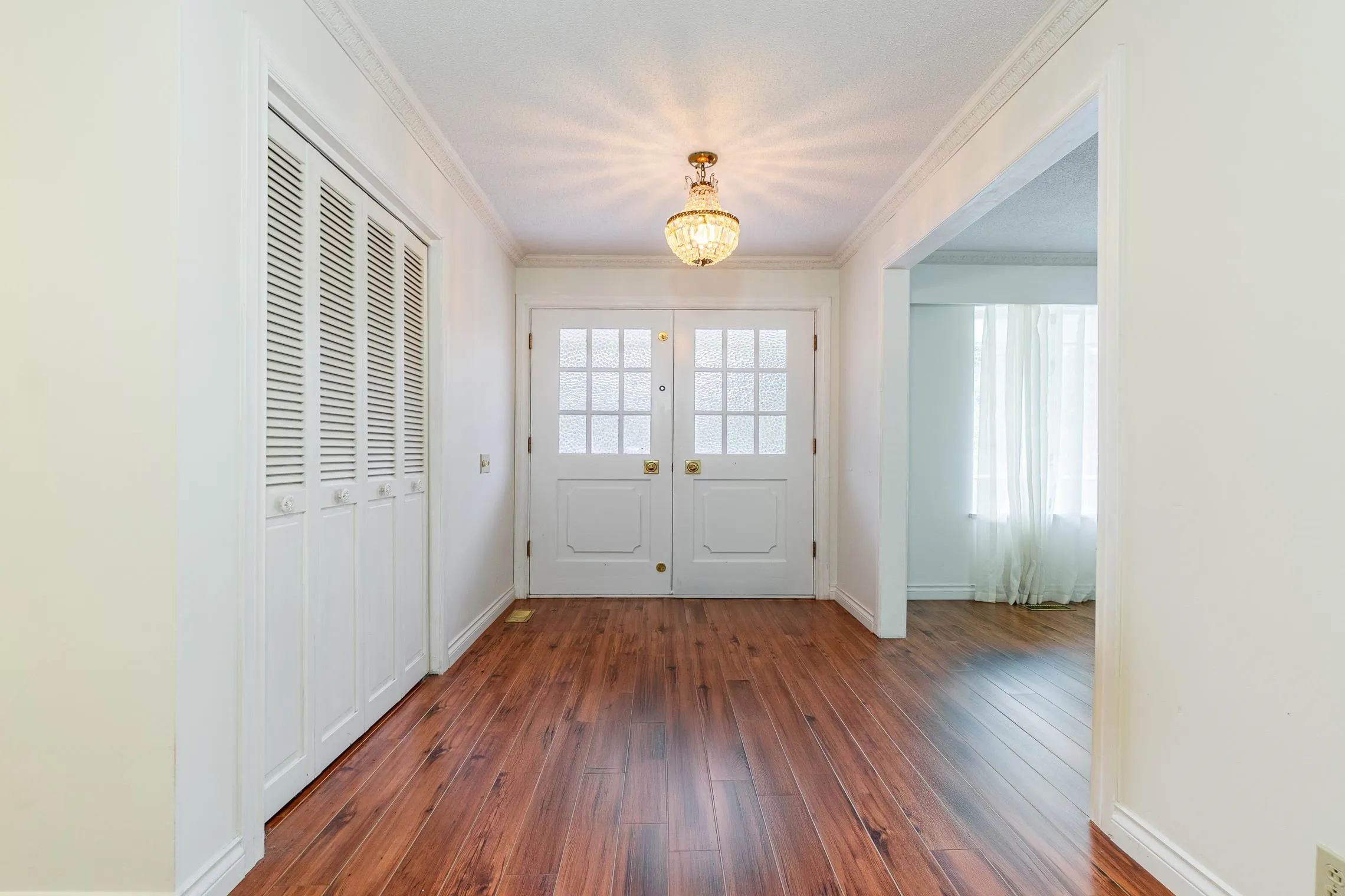 5725 Cranley Drive