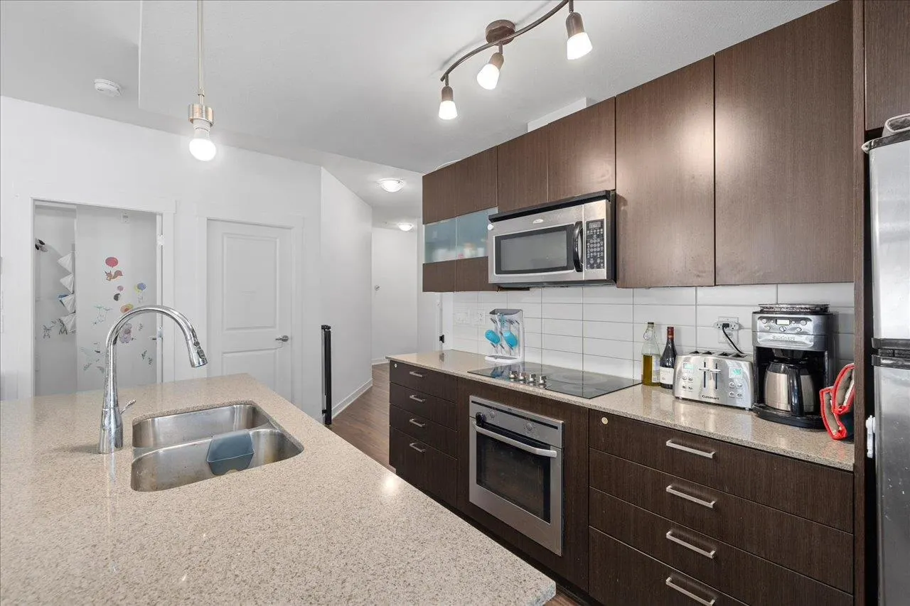 130 13321 102a Avenue