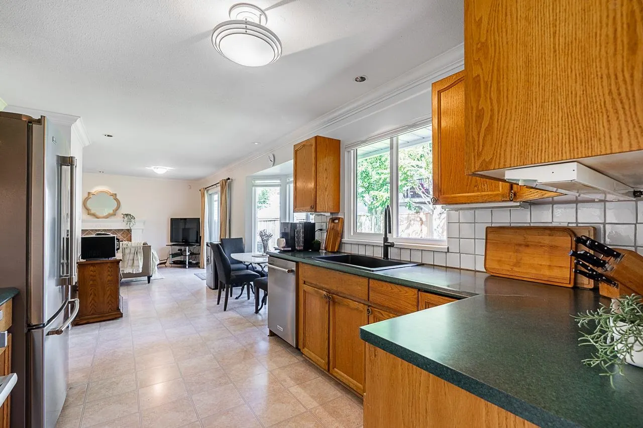 1304 Glenayre Drive