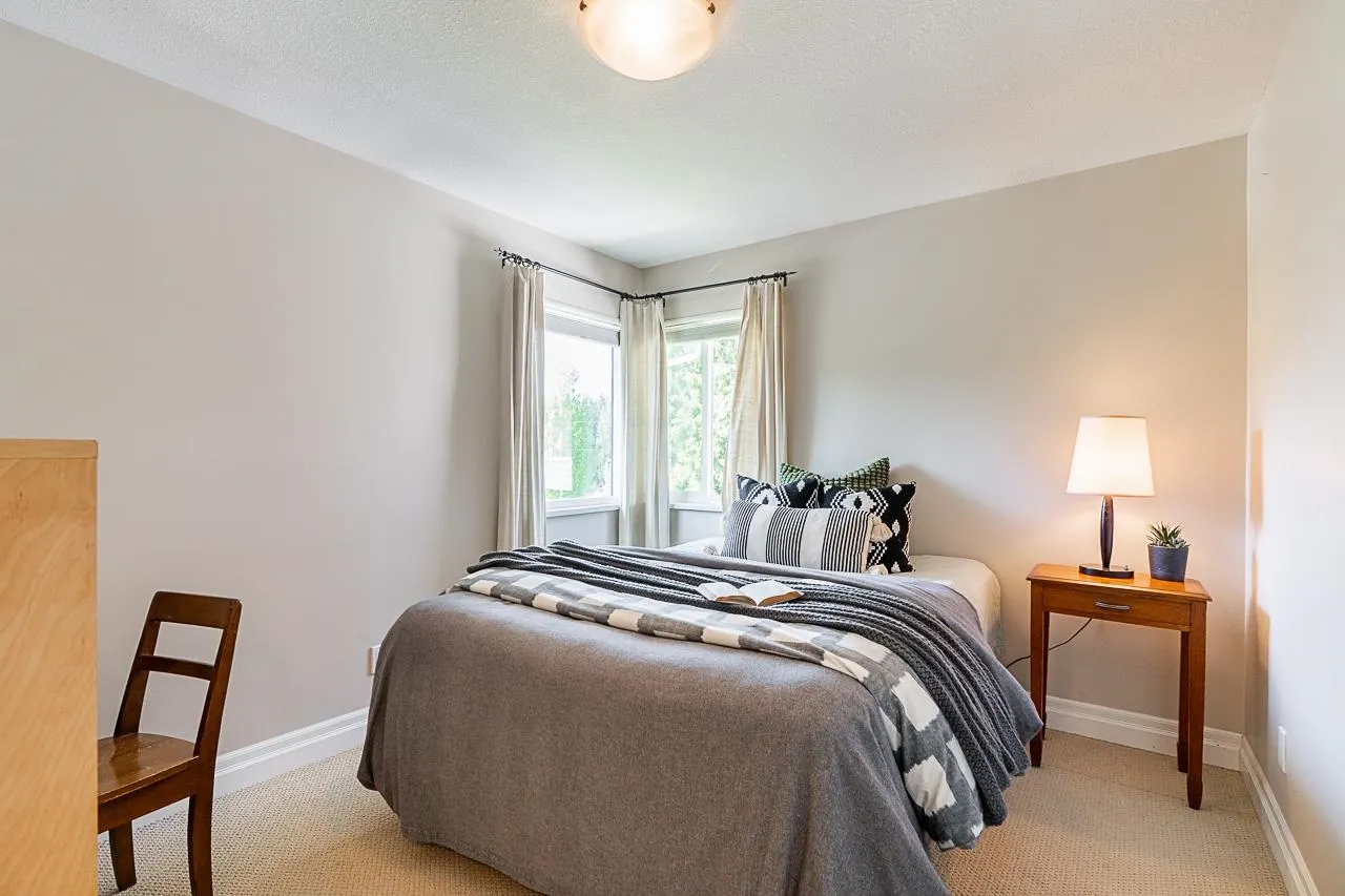1304 Glenayre Drive