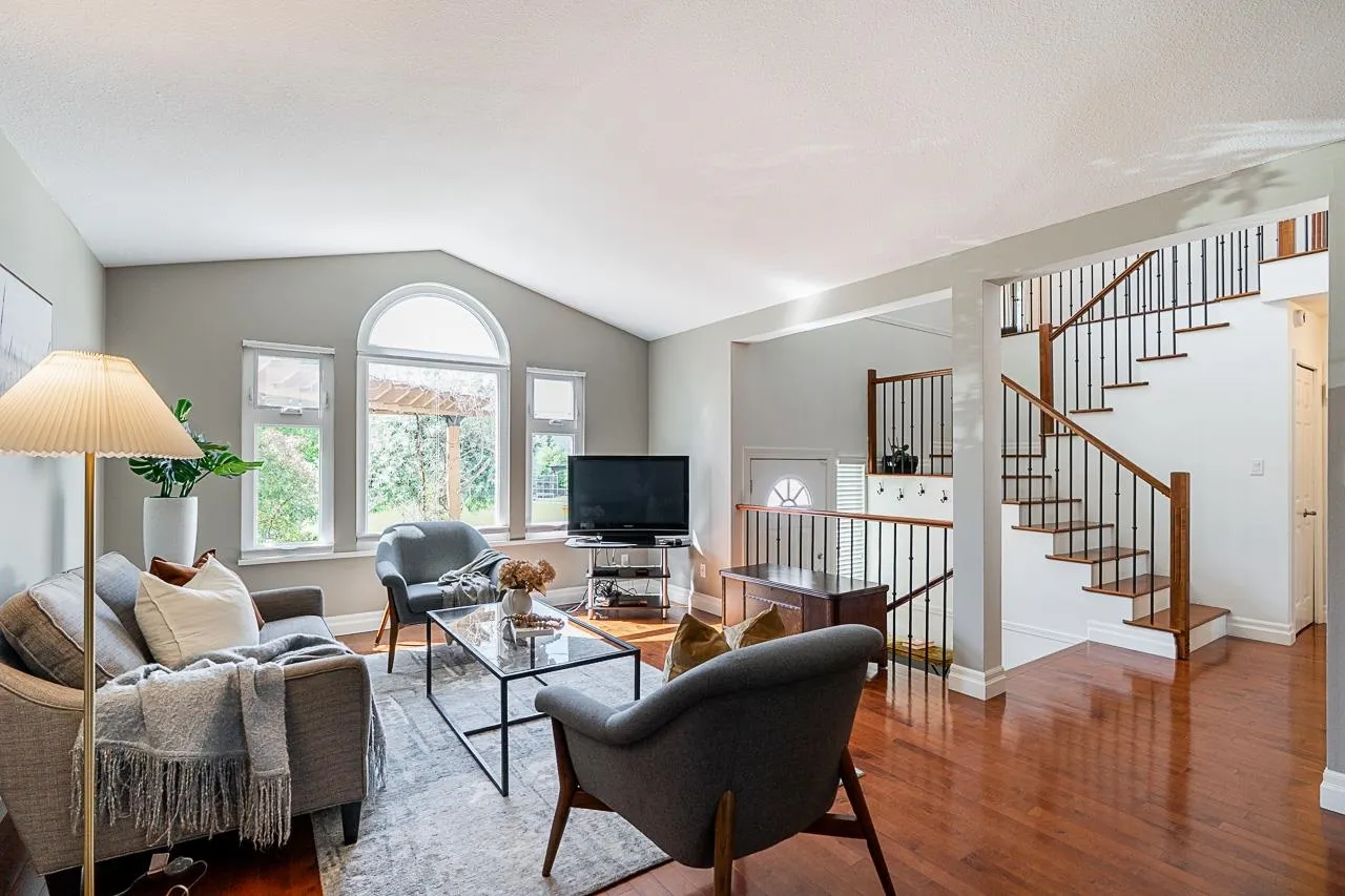 1304 Glenayre Drive