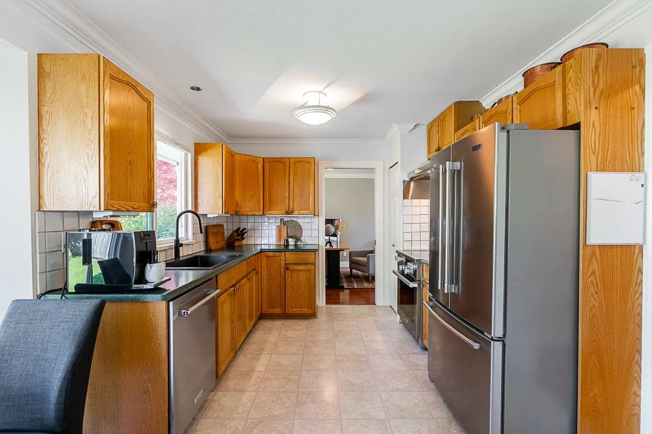 1304 Glenayre Drive