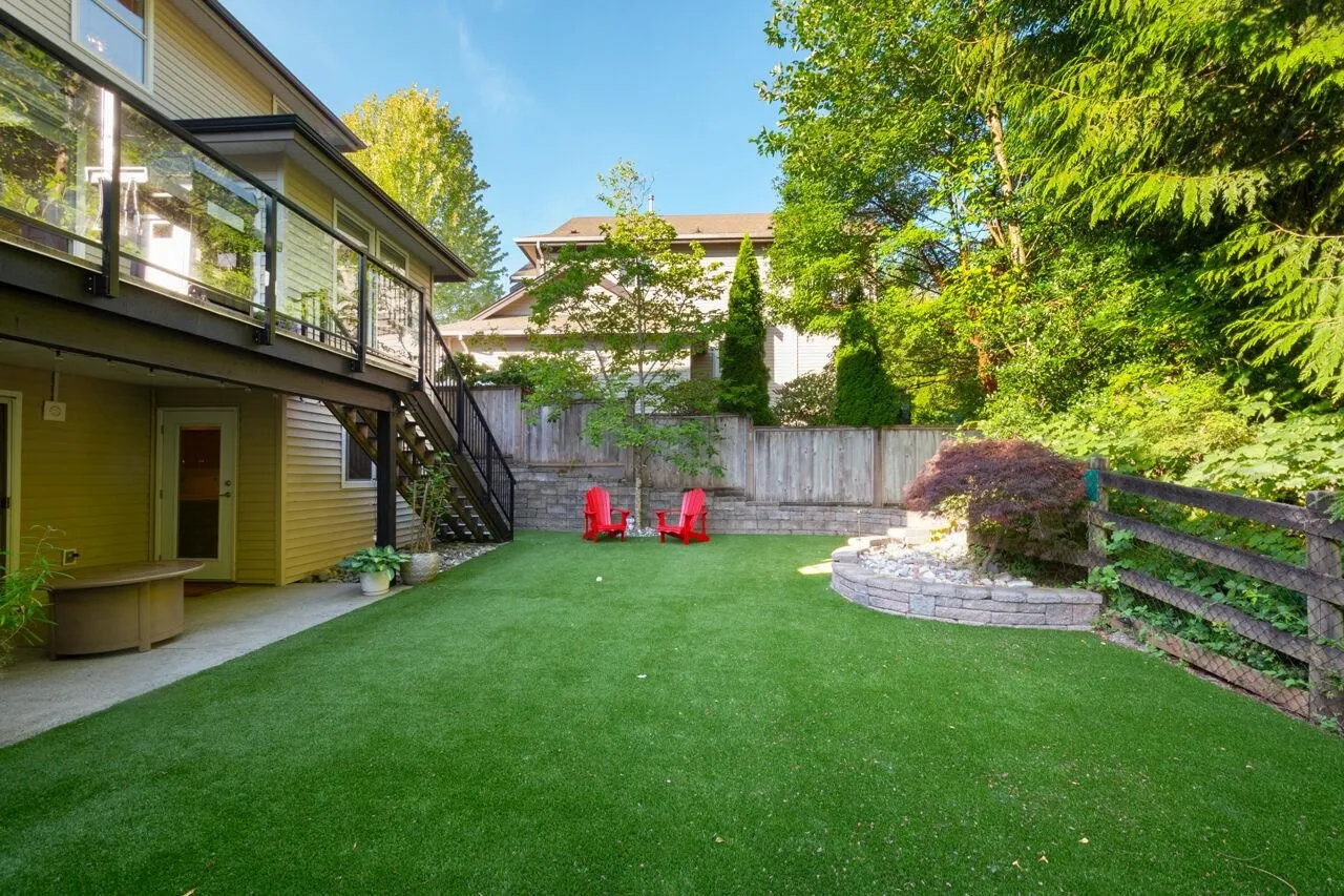 28 Alder Drive