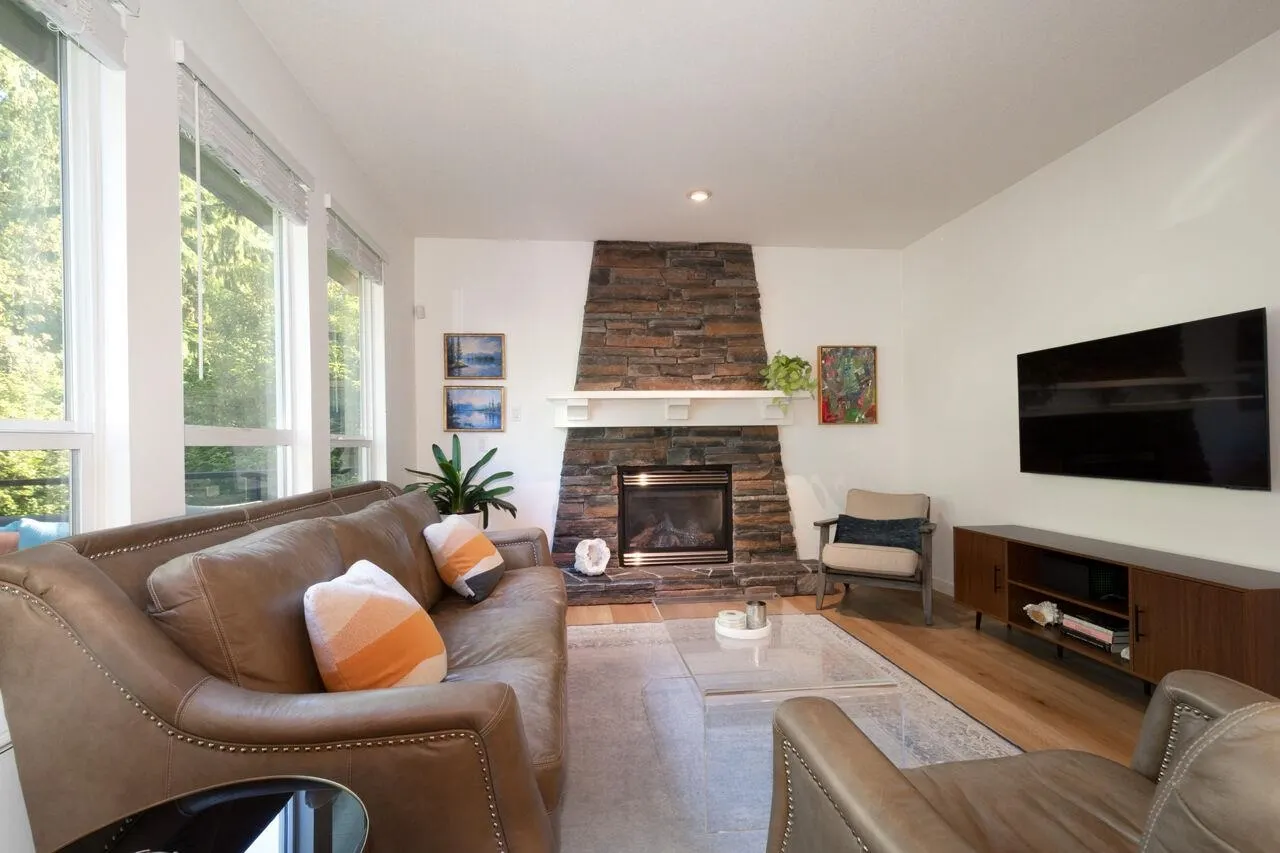 28 Alder Drive